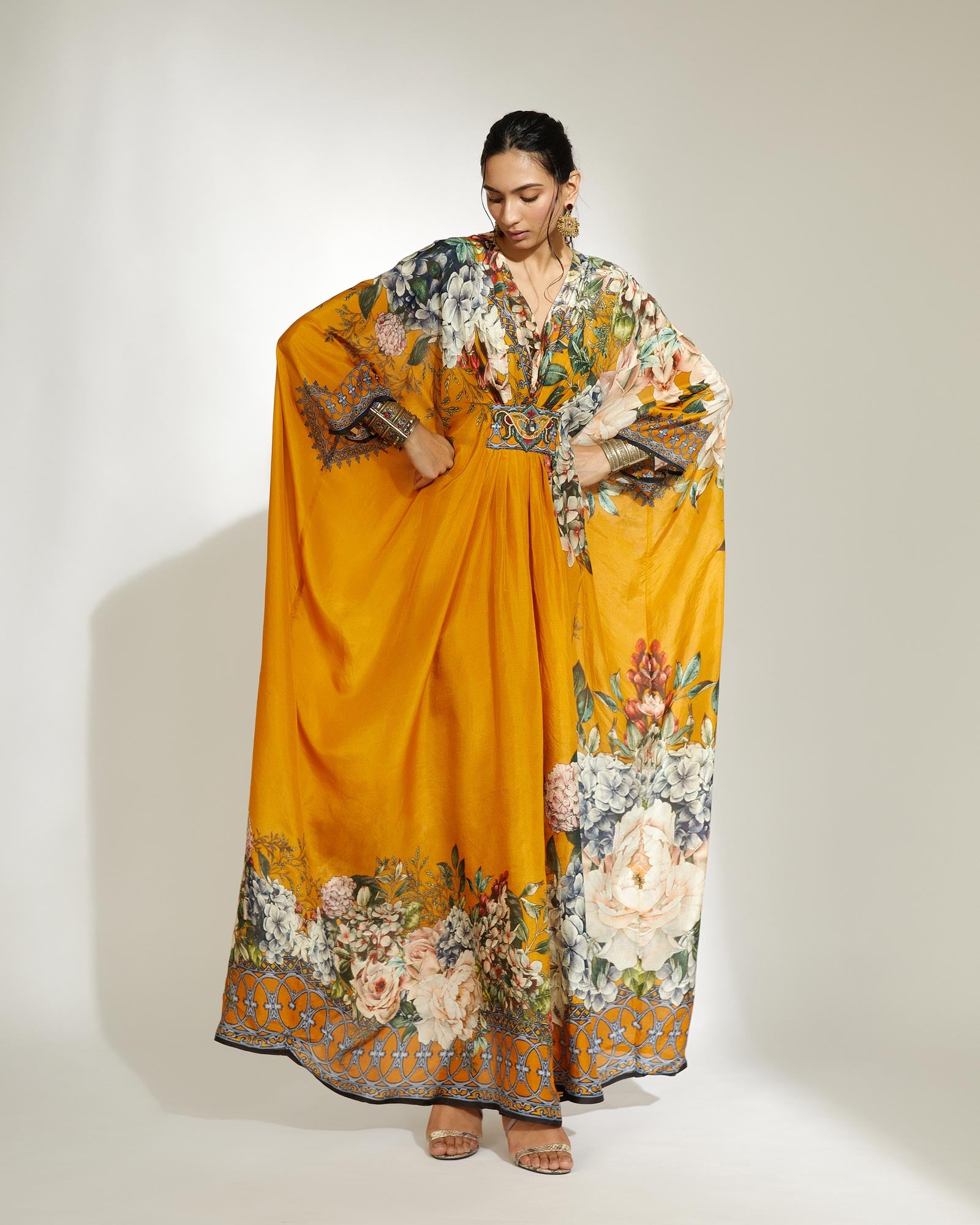 A Notting Hill Summer : Imama - Mustard
