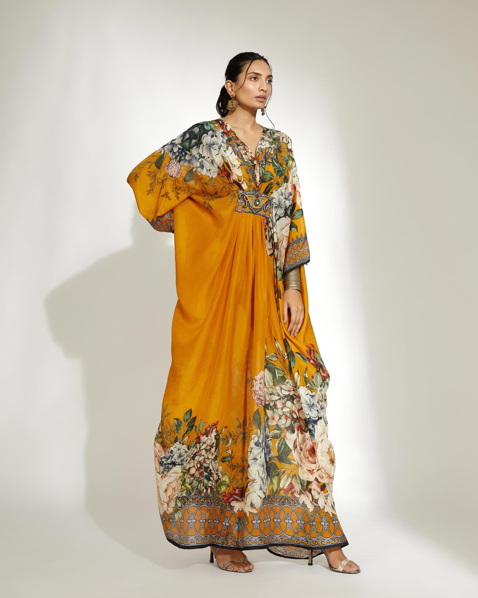A Notting Hill Summer : Imama - Mustard
