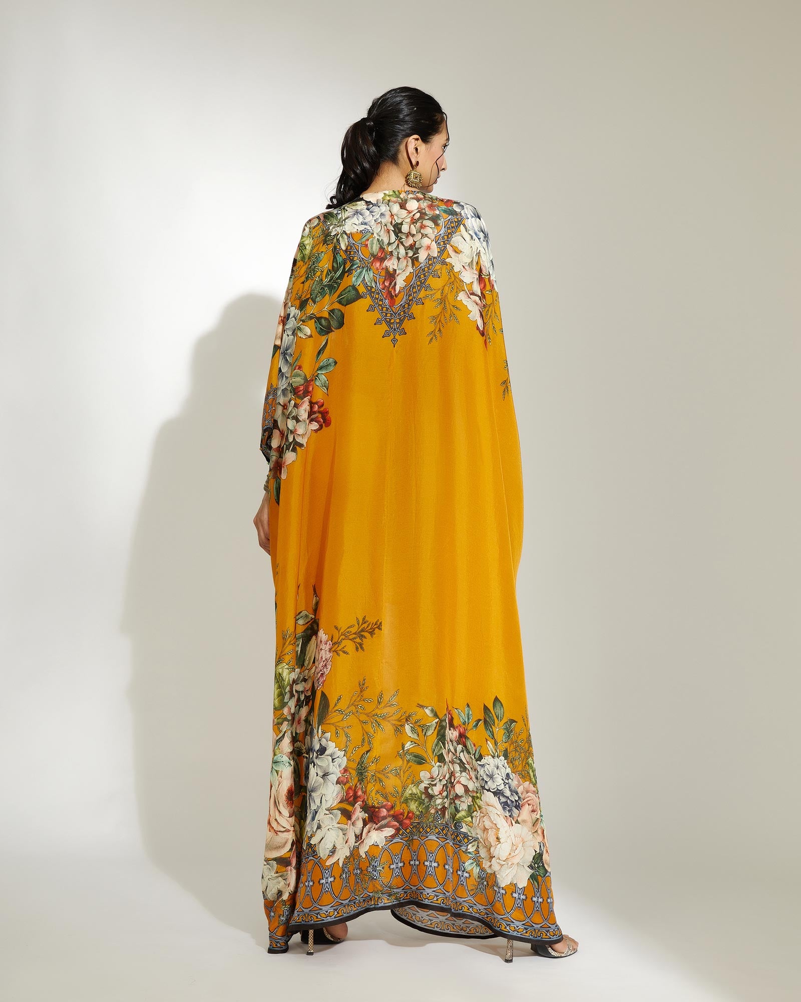 A Notting Hill Summer : Imama - Mustard
