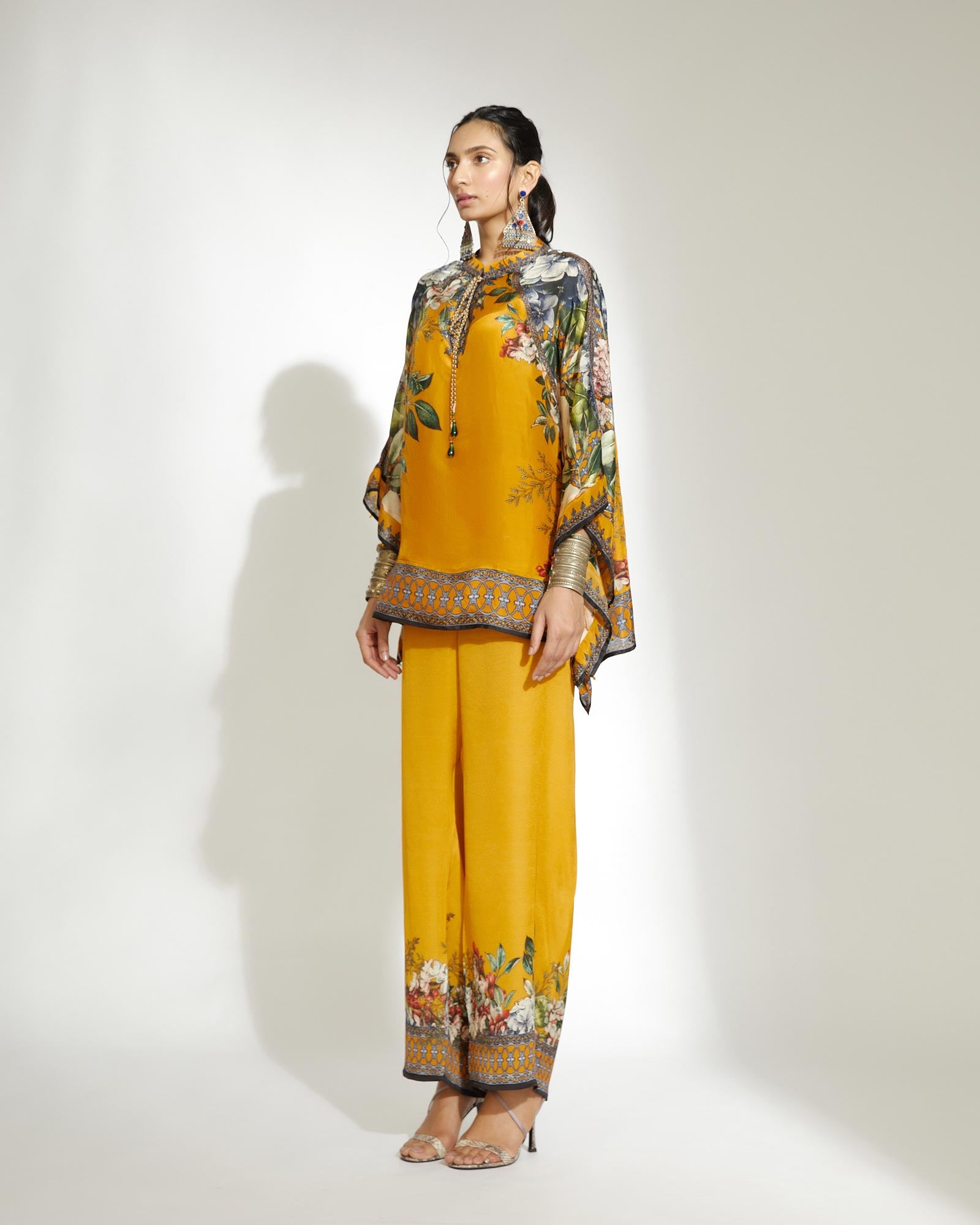 A Notting Hill Summer : Ramona - Mustard