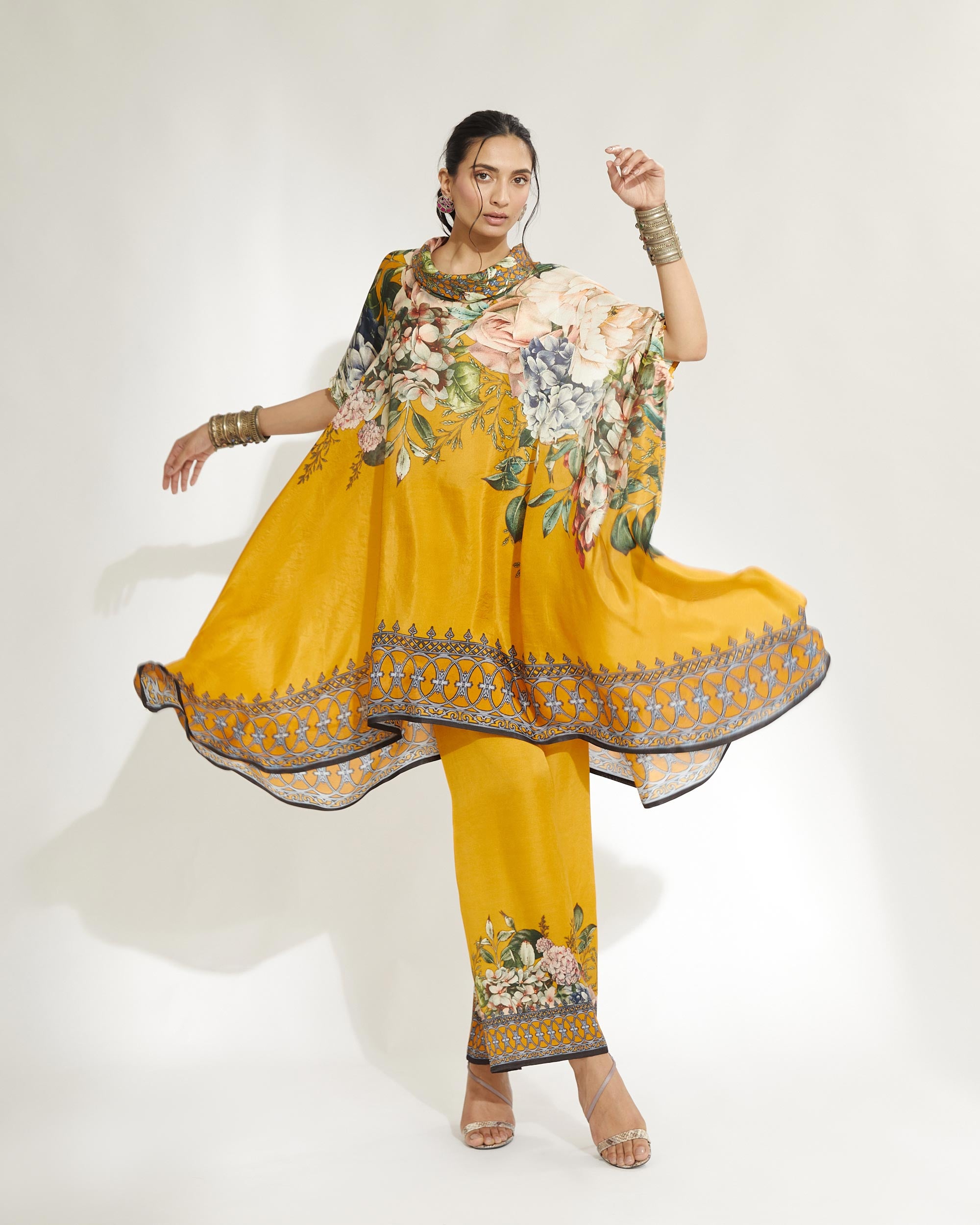 A Notting Hill Summer : Lavanya - Mustard