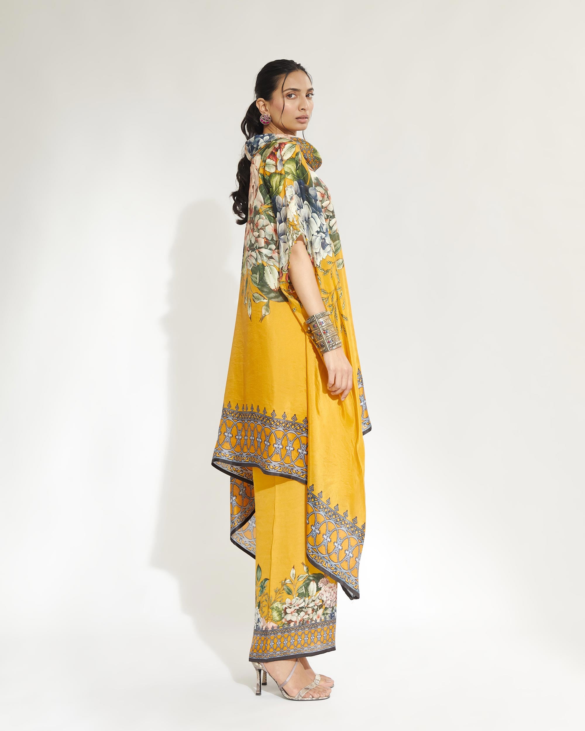 A Notting Hill Summer : Lavanya - Mustard