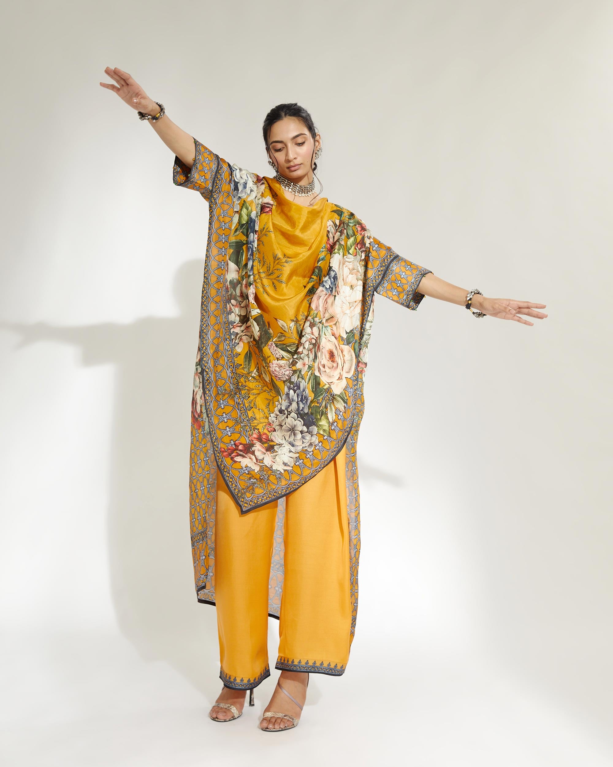 A Notting Hill Summer : Montijo - Mustard