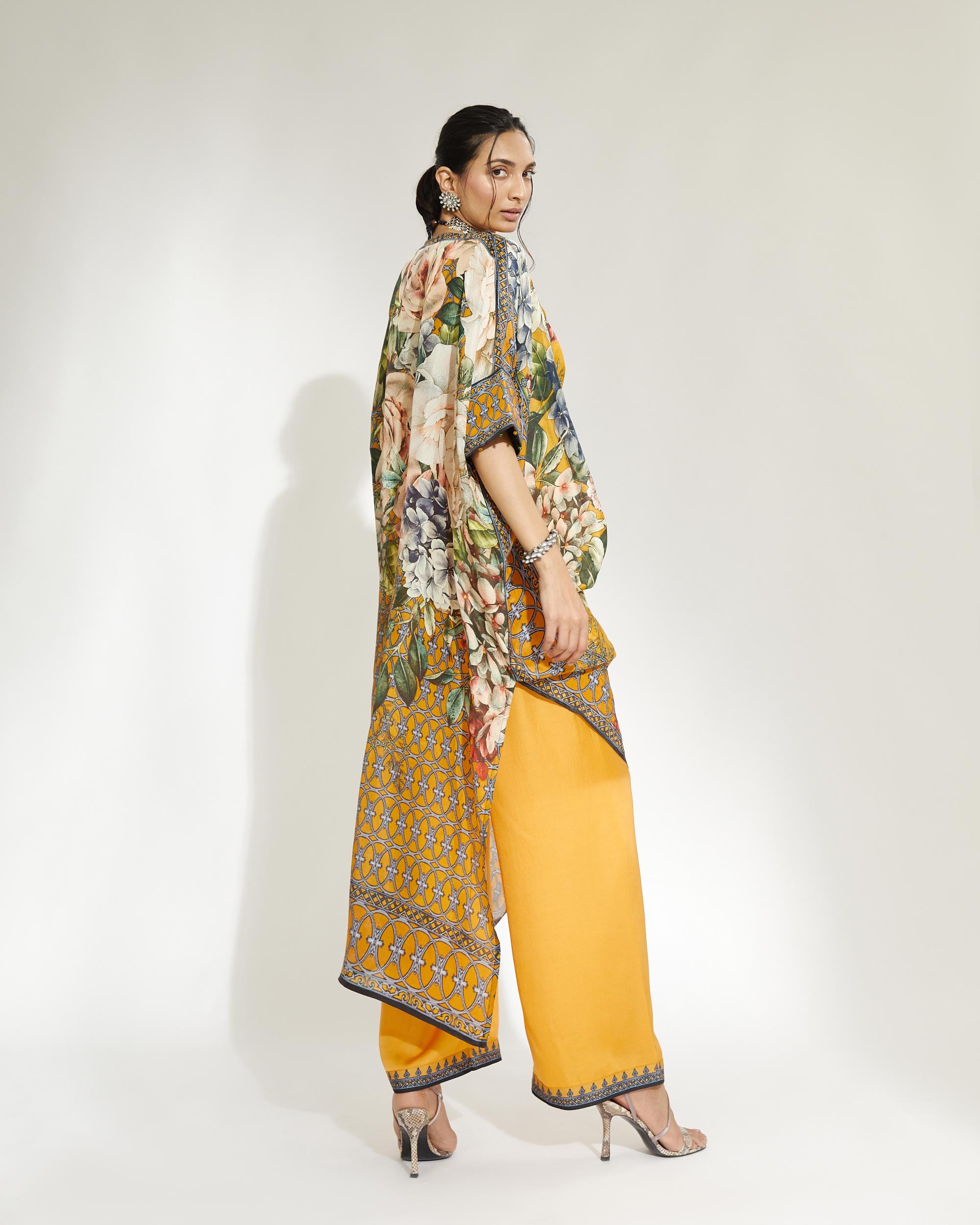 A Notting Hill Summer : Montijo - Mustard