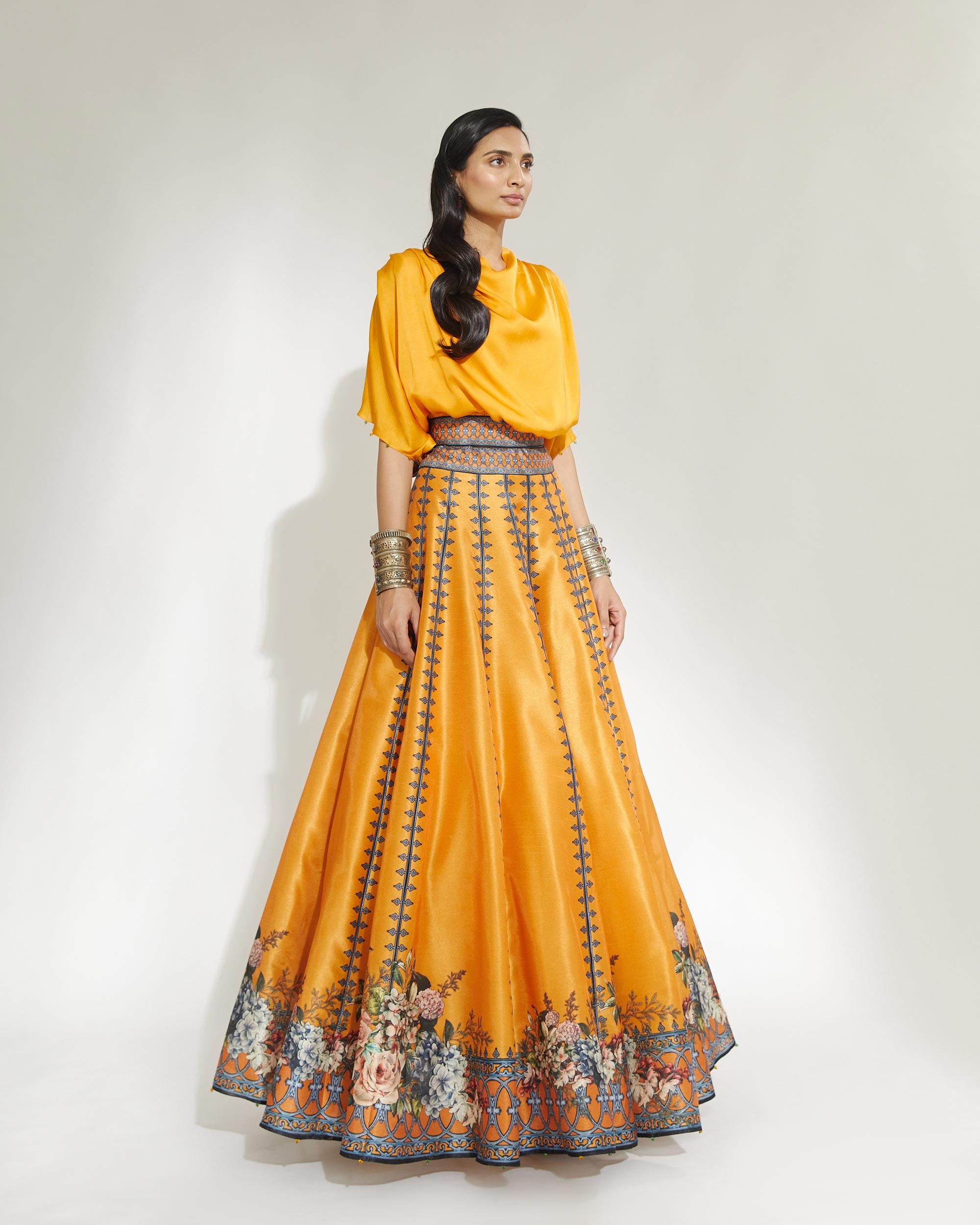 A Notting Hill Summer : Leela - Mustard