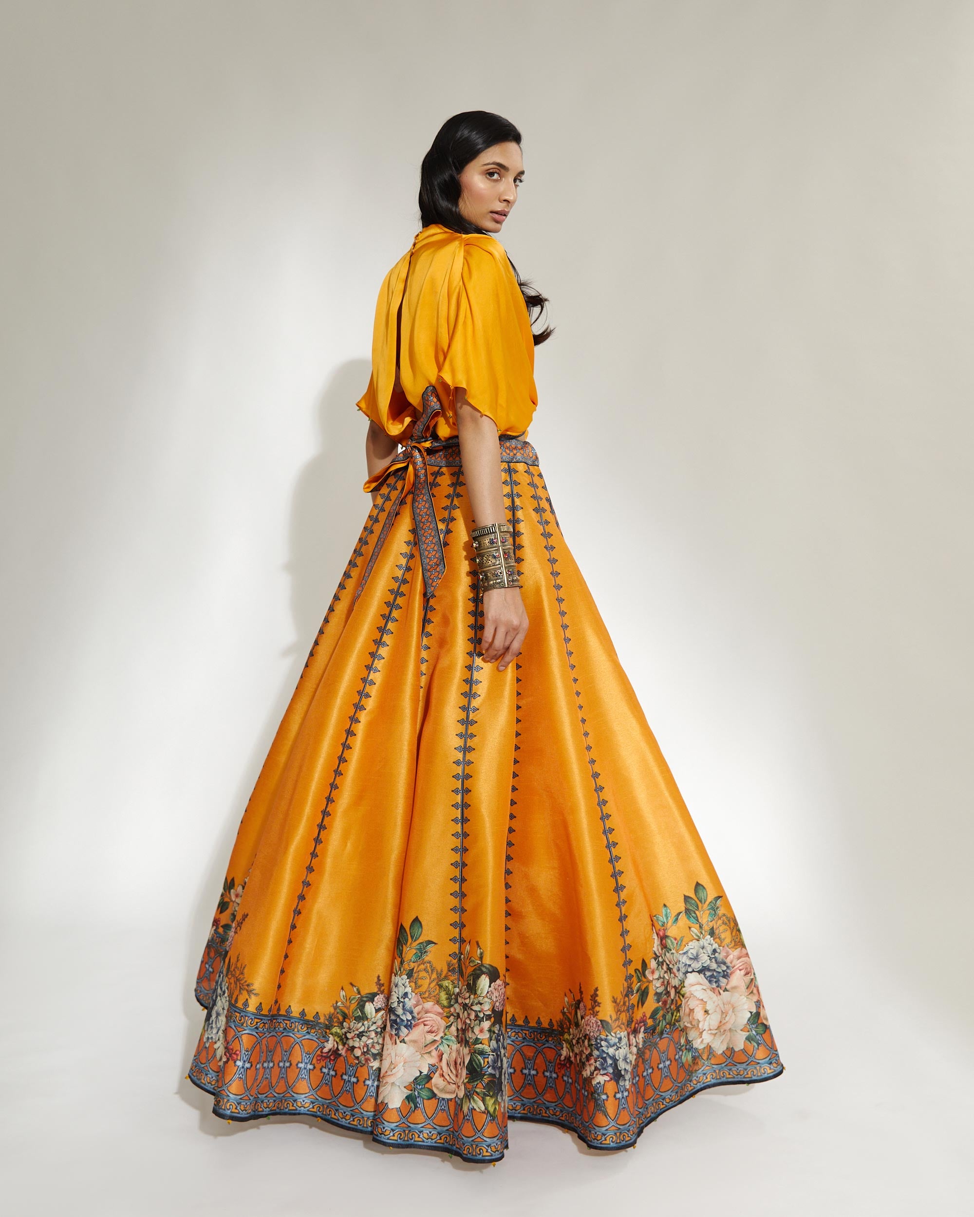 A Notting Hill Summer : Leela - Mustard