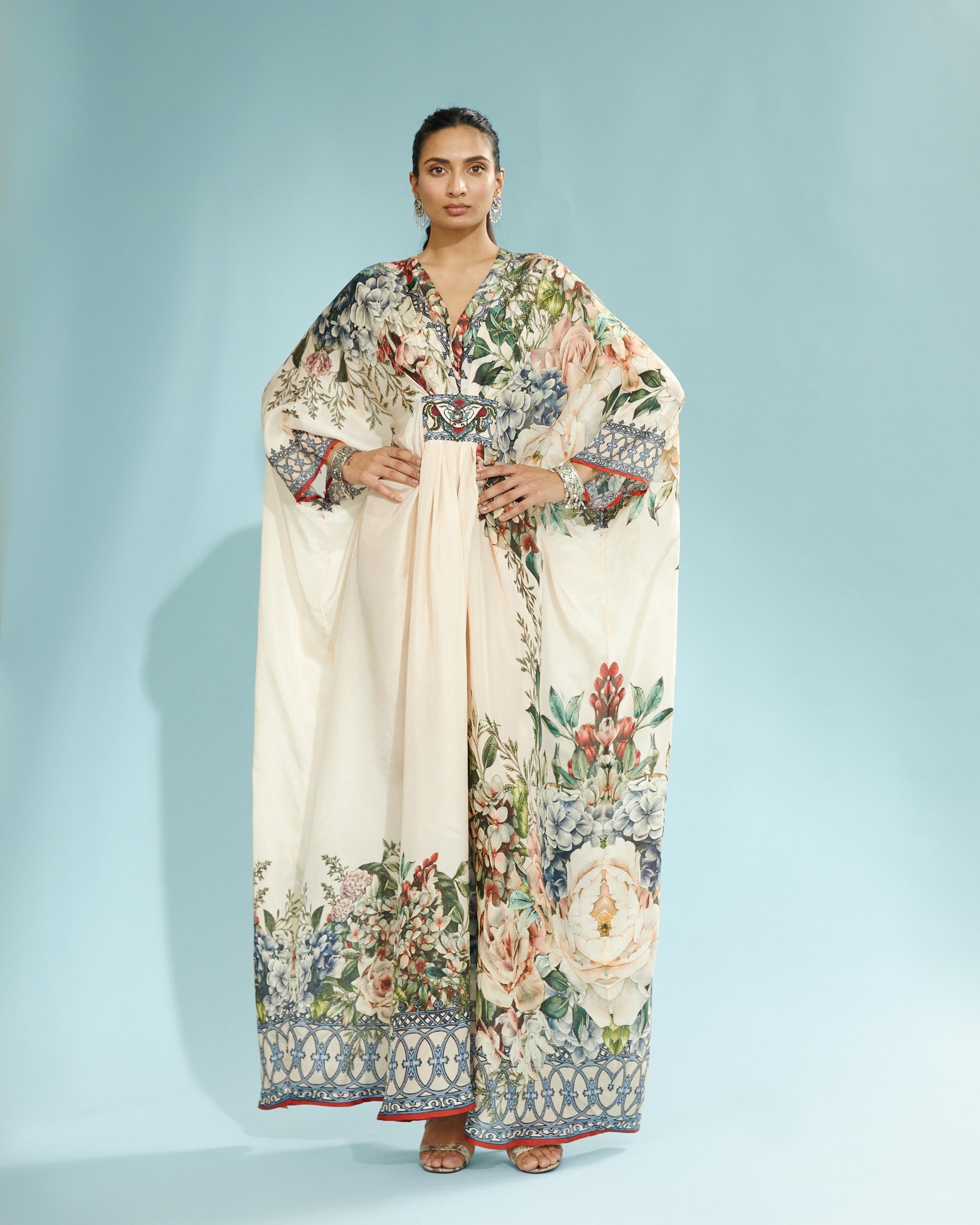 A Notting Hill Summer : Imama - Beige
