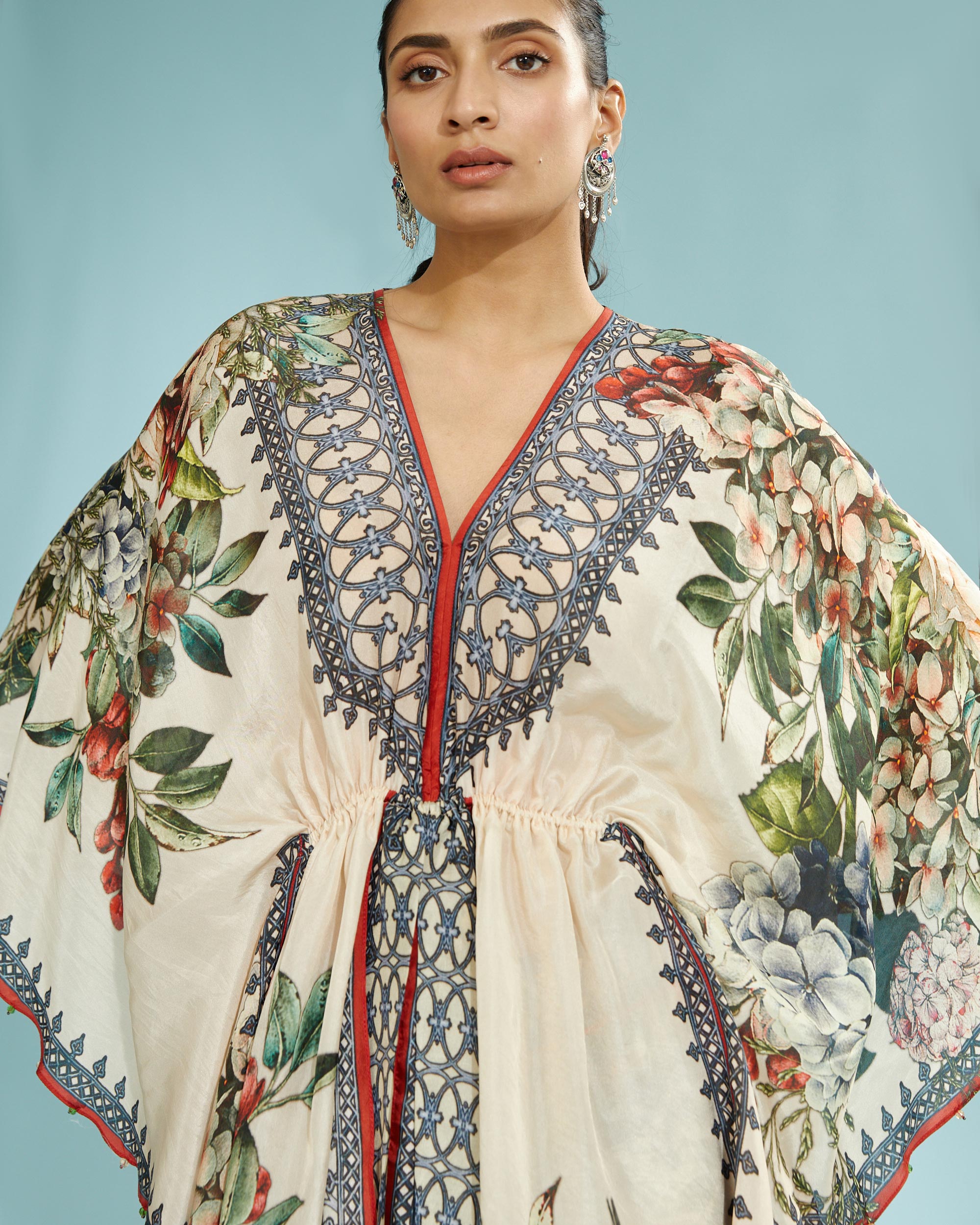 A Notting Hill Summer : Inayat - Beige