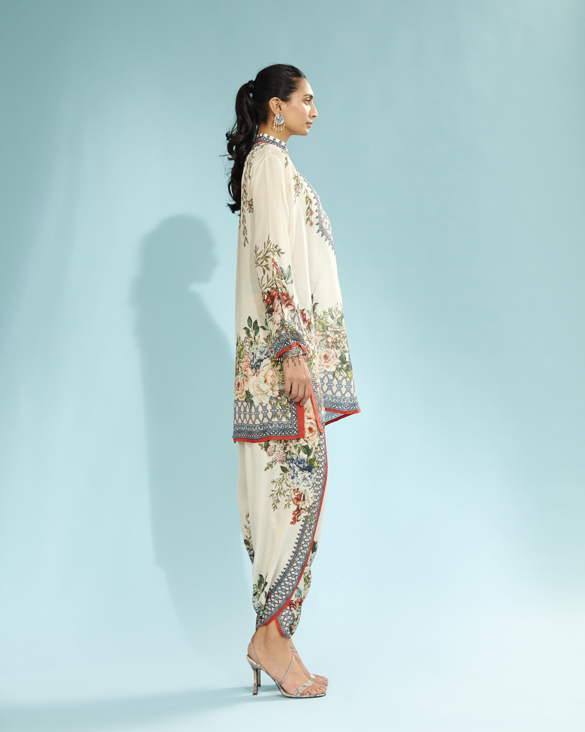 A Notting Hill Summer : Reza - Beige