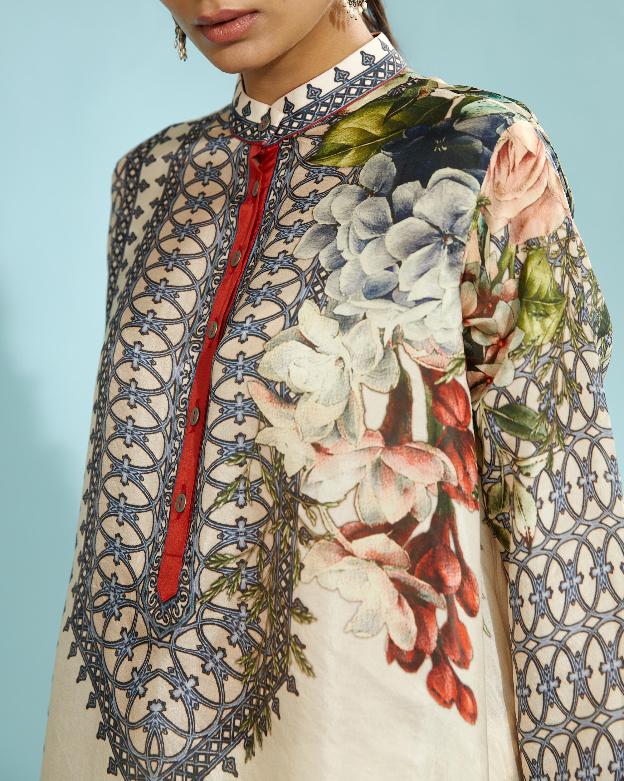 A Notting Hill Summer : Navya - Beige