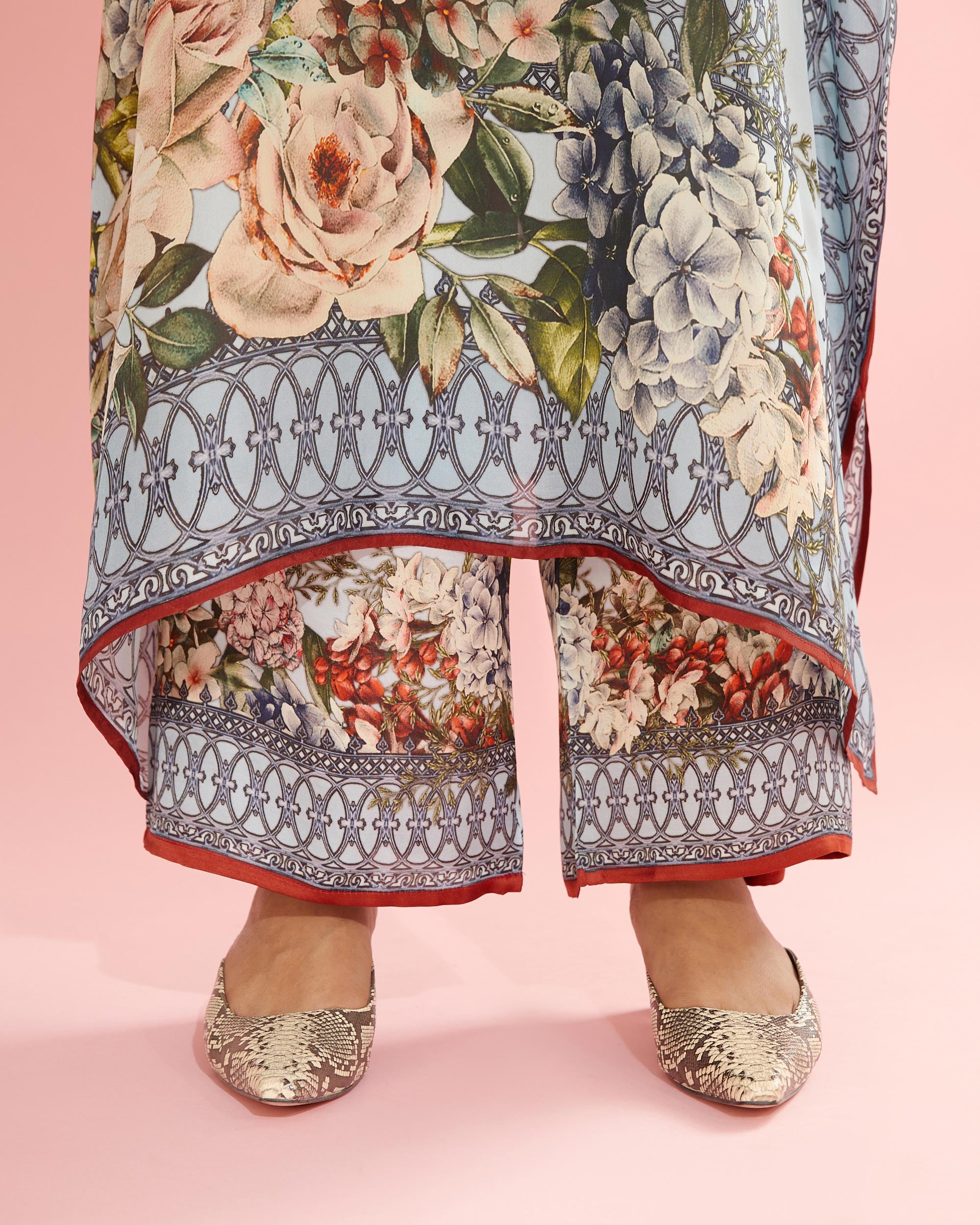 A Notting Hill Summer : Kaliza - Powder Blue