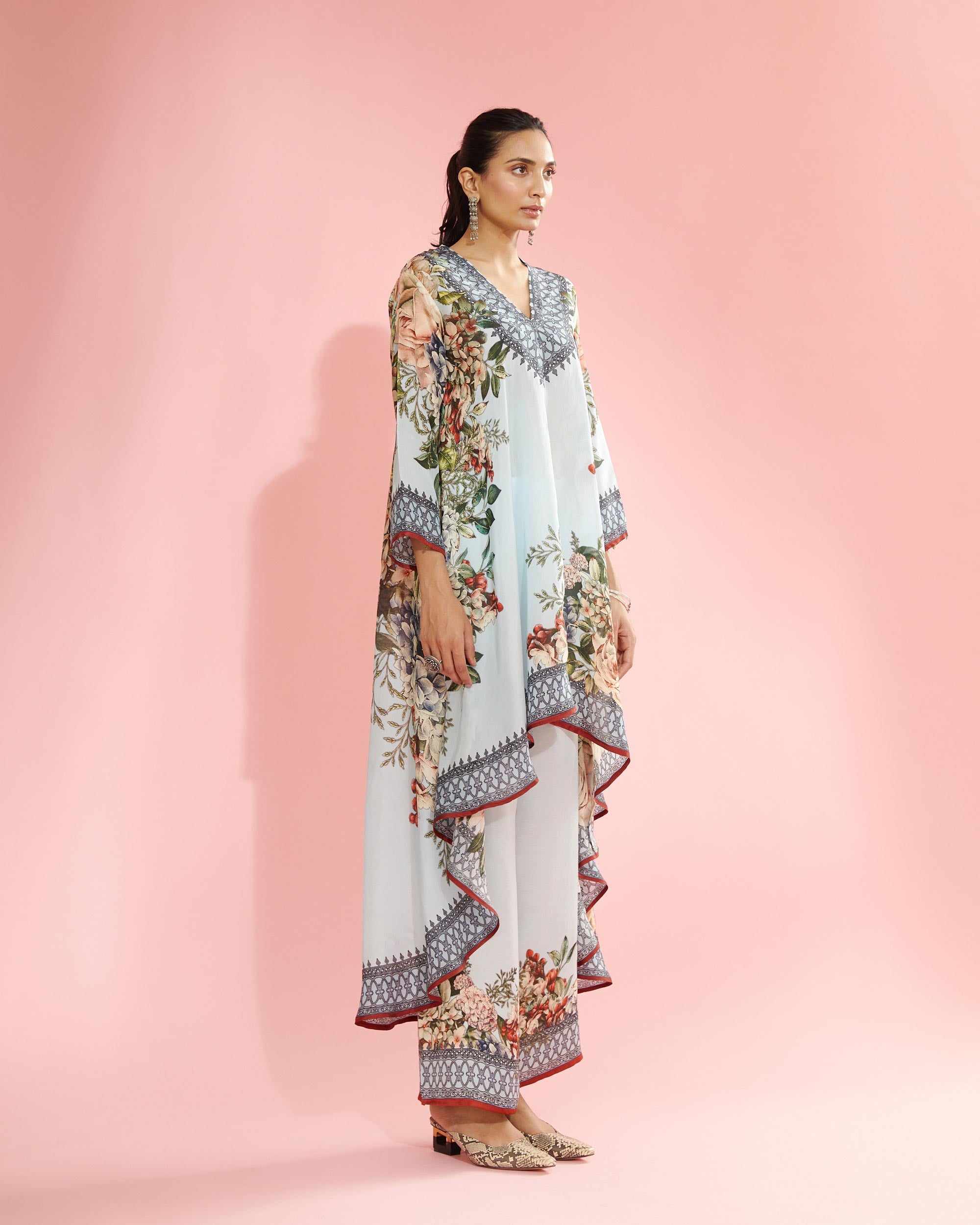 A Notting Hill Summer : Aarvi - Powder Blue
