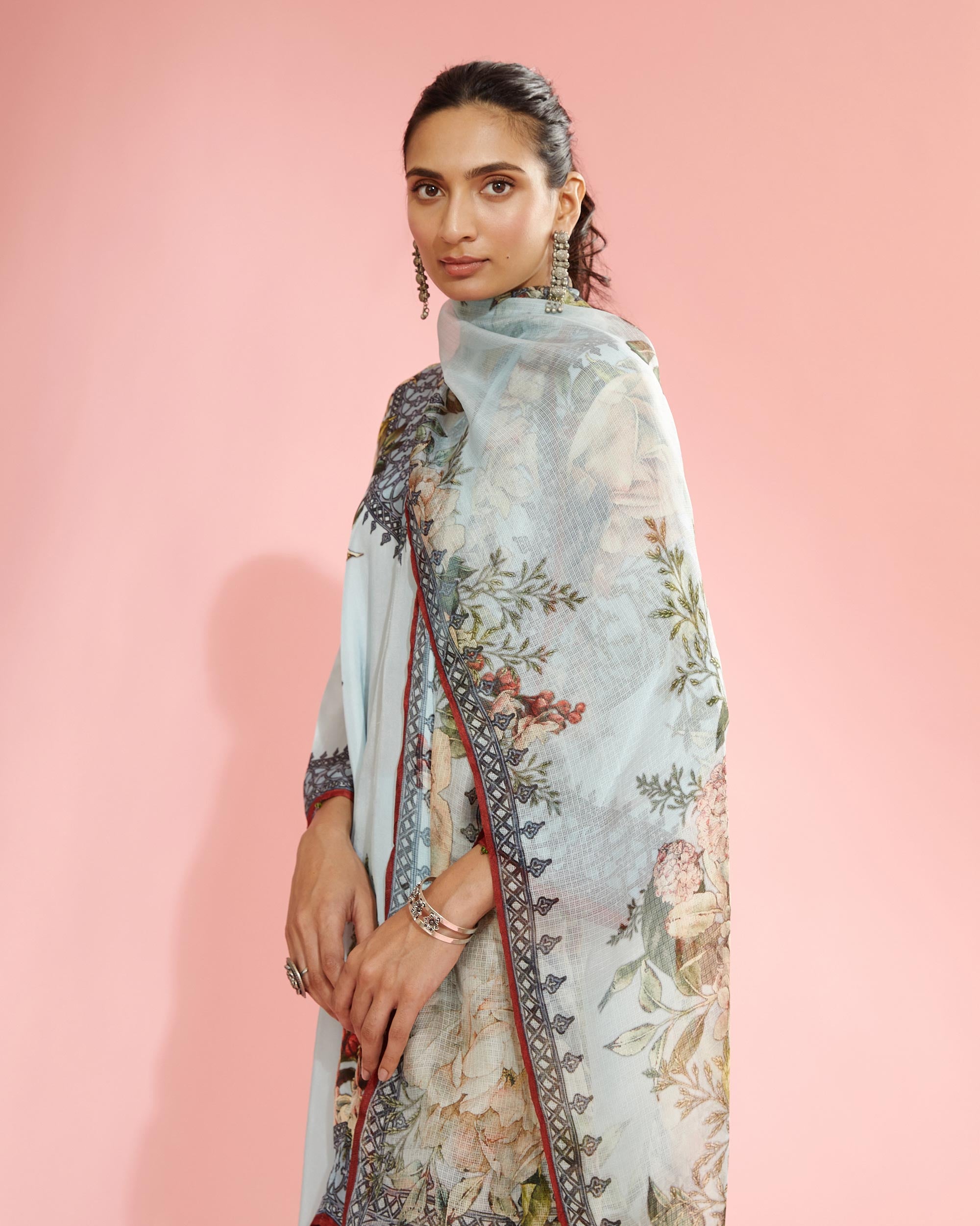 A Notting Hill Summer : Aarvi - Powder Blue
