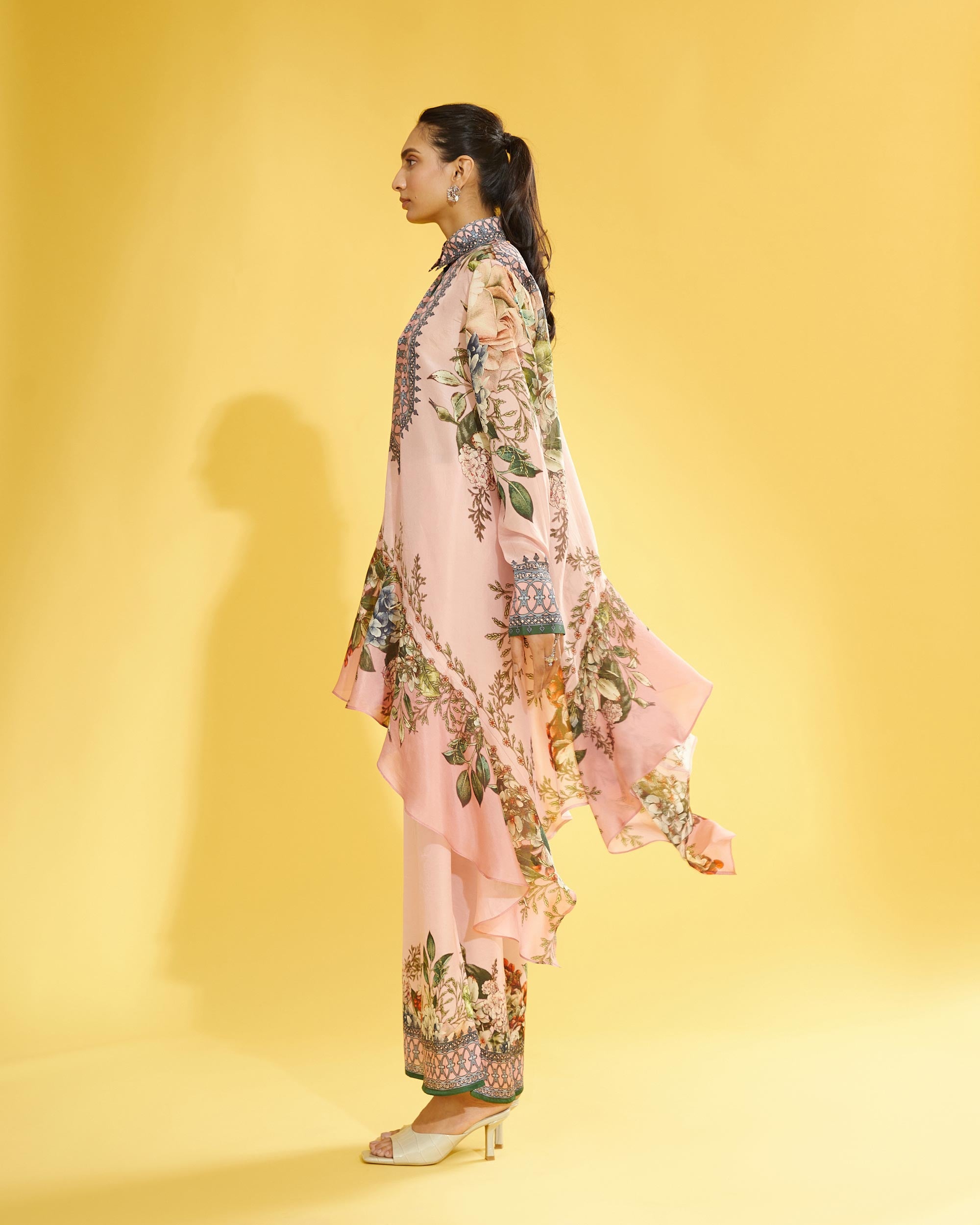 A Notting Hill Summer : Bijli - Blush