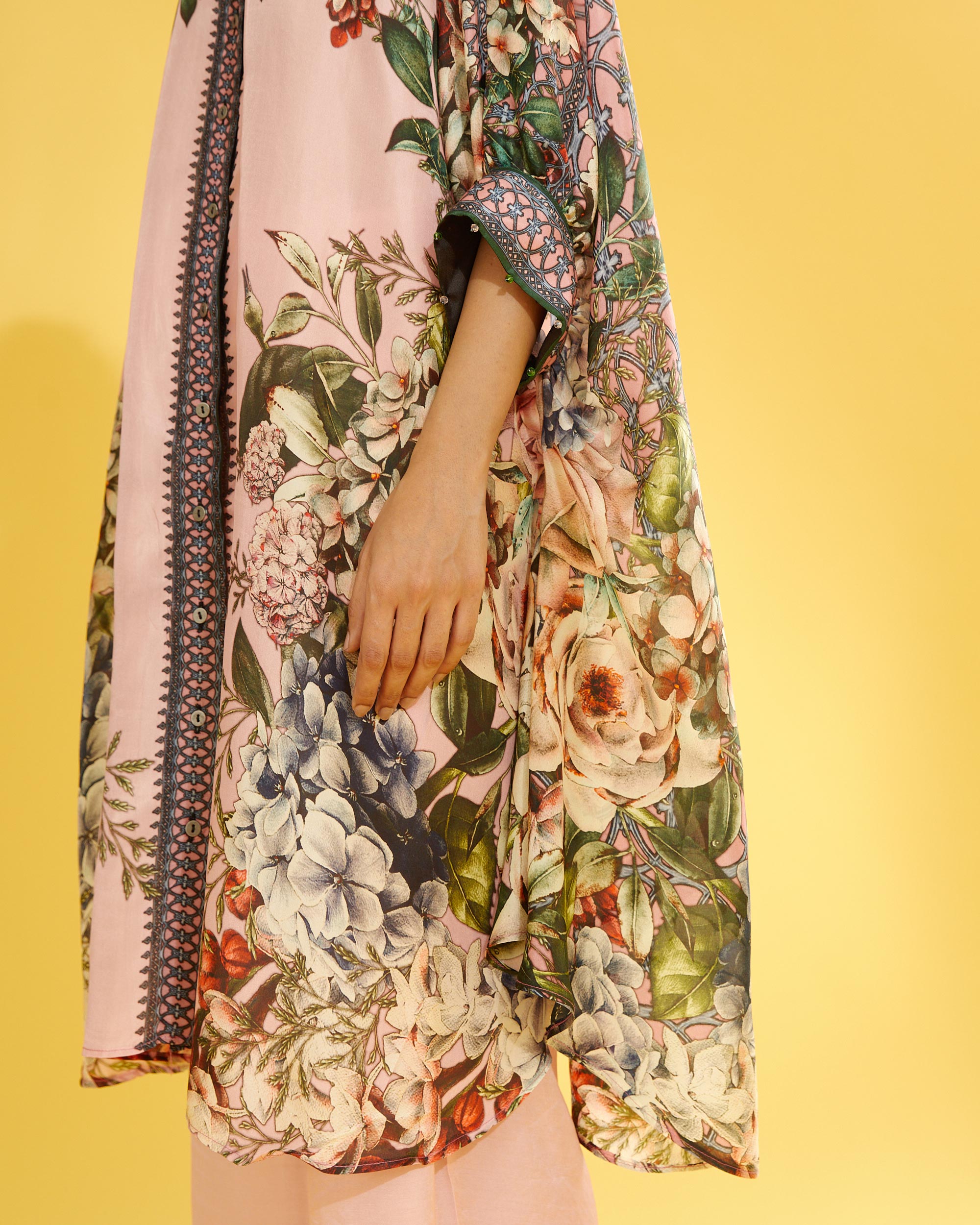 A Notting Hill Summer : Kamara - Blush