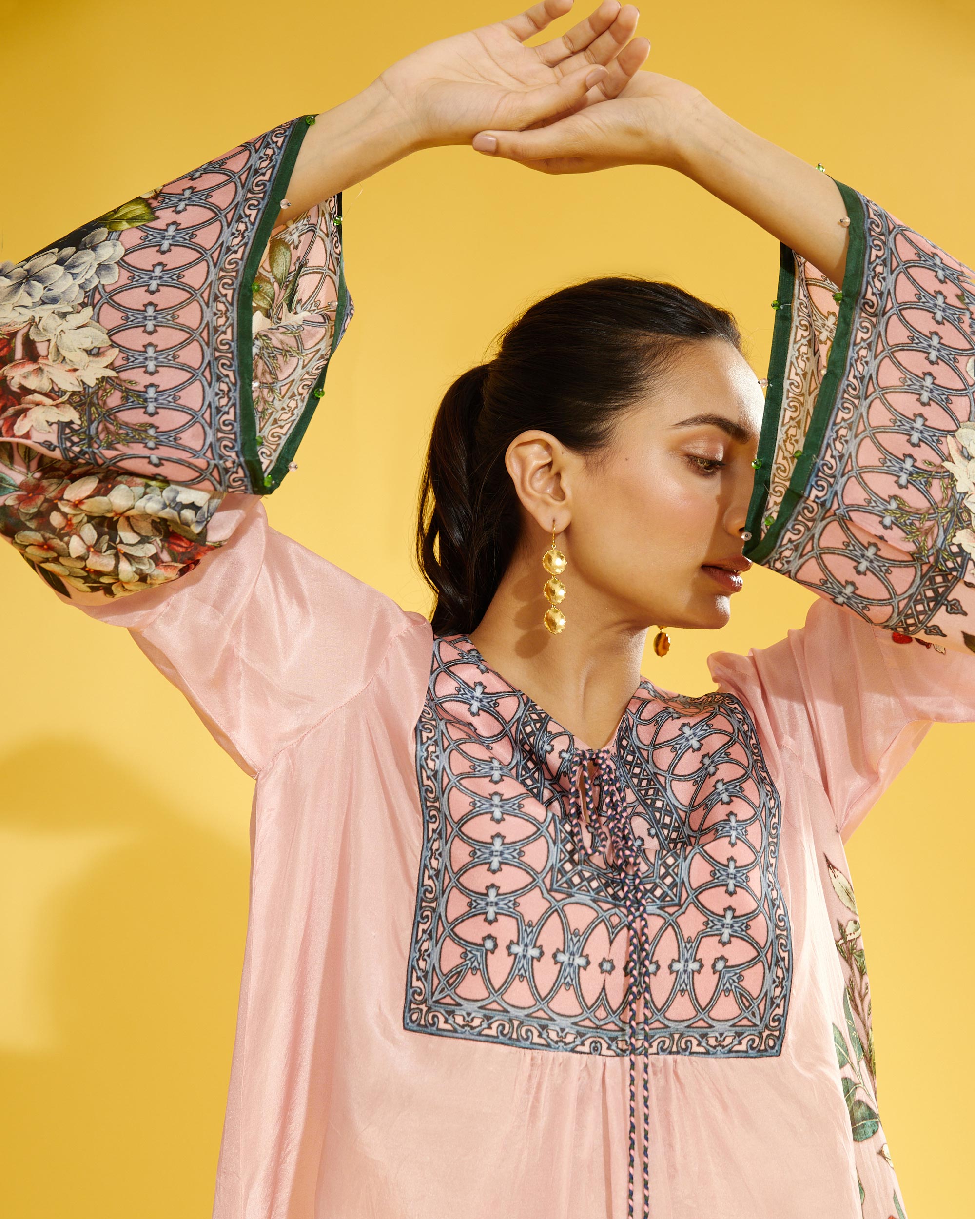 A Notting Hill Summer : Pankti - Blush