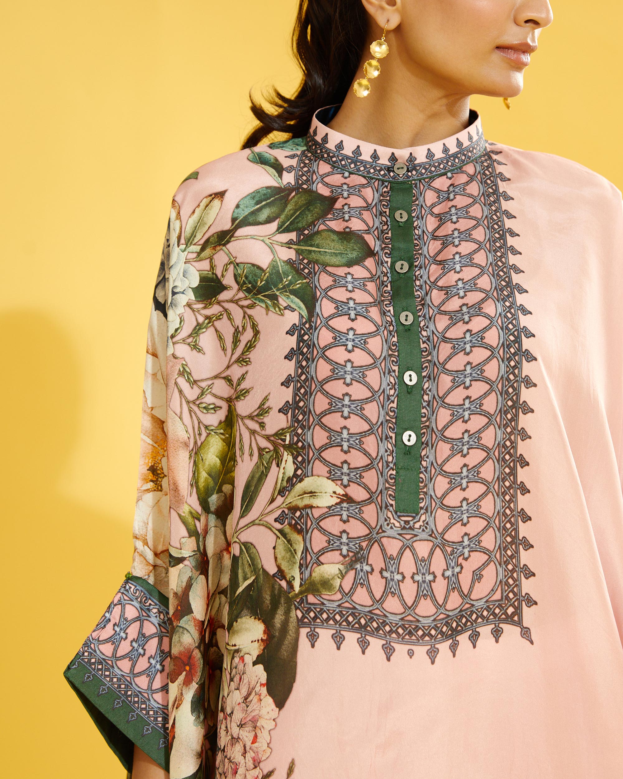 A Notting Hill Summer : Chanel 36" - Blush
