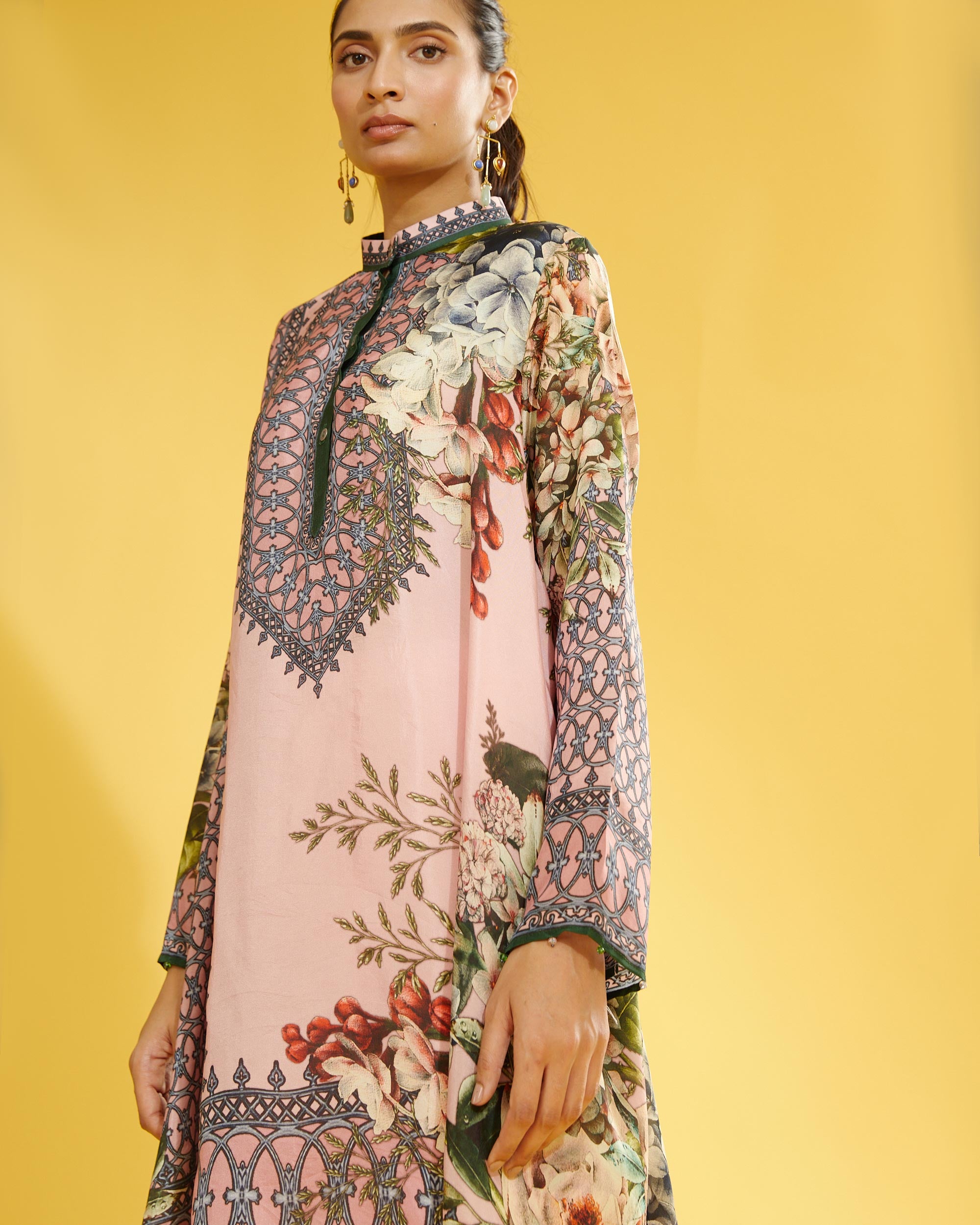 A Notting Hill Summer : Navya - Blush