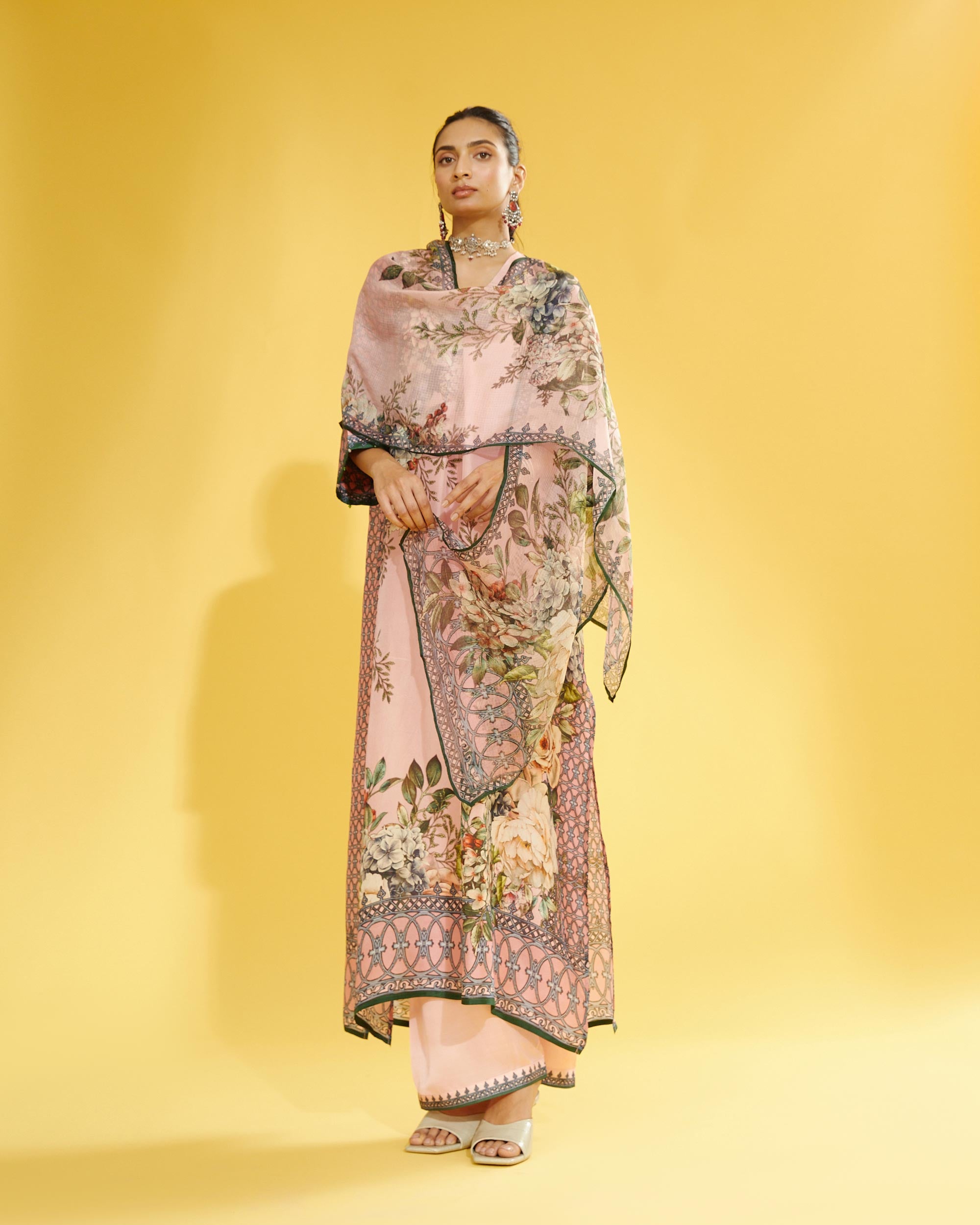 A Notting Hill Summer : Banera - Blush