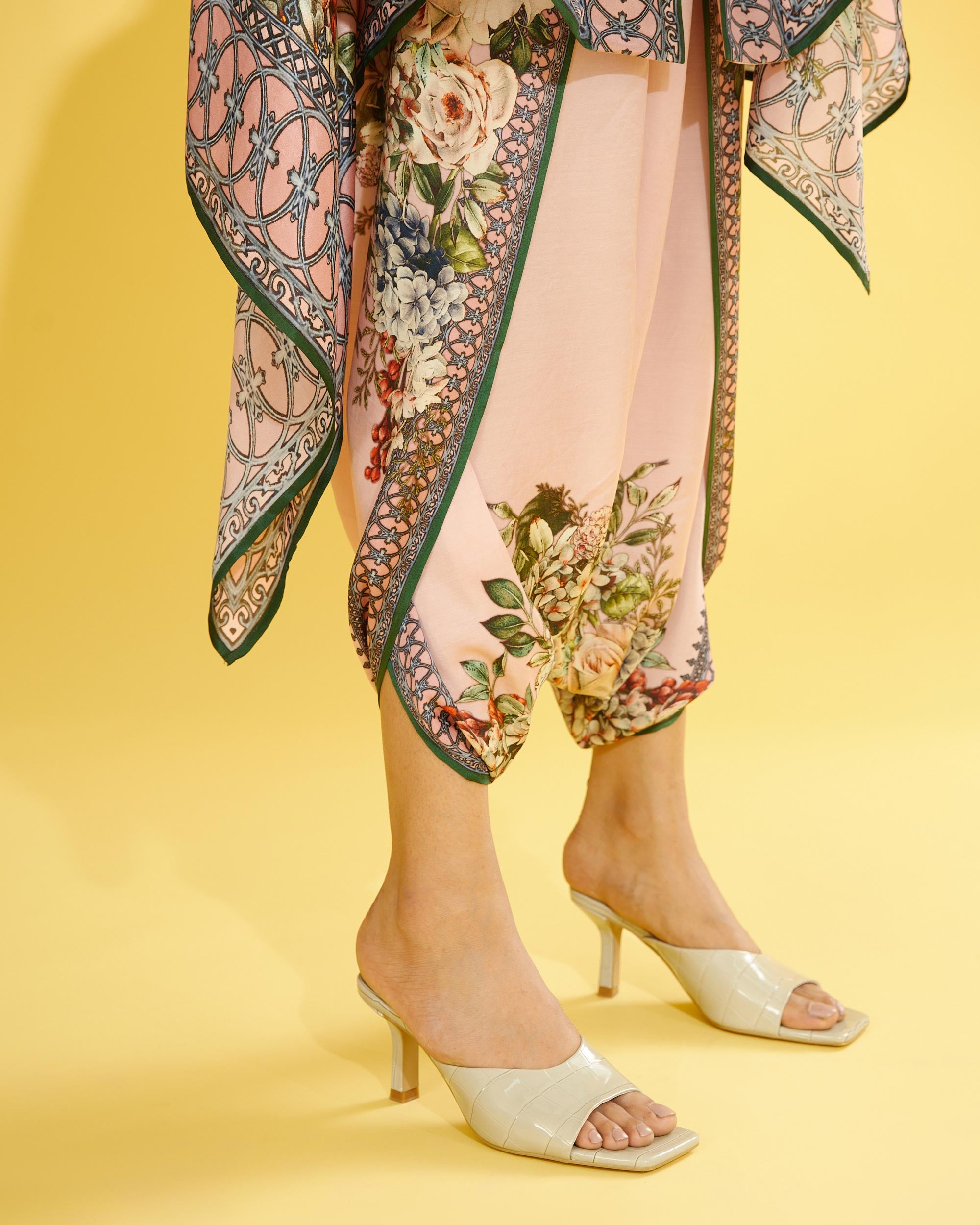 A Notting Hill Summer : Chloe - Blush