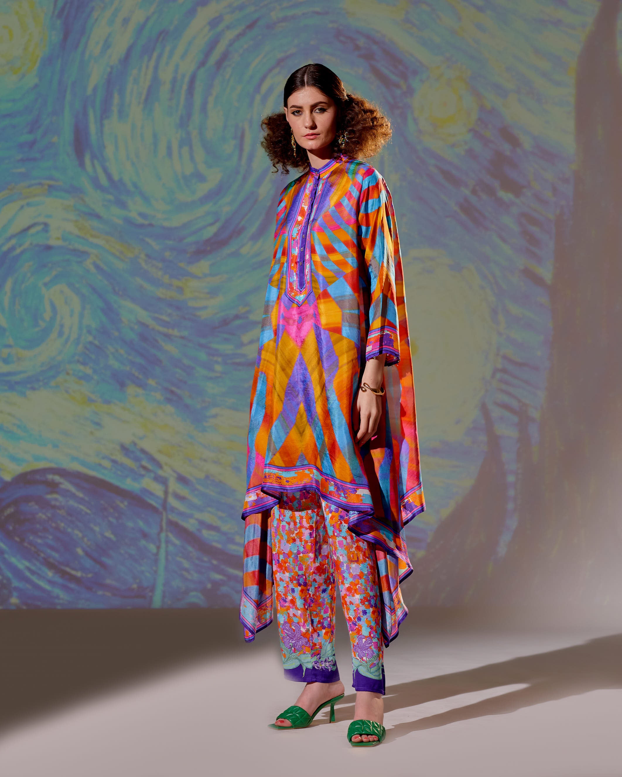 Loving Vincent Sunflower : Navya - Multi