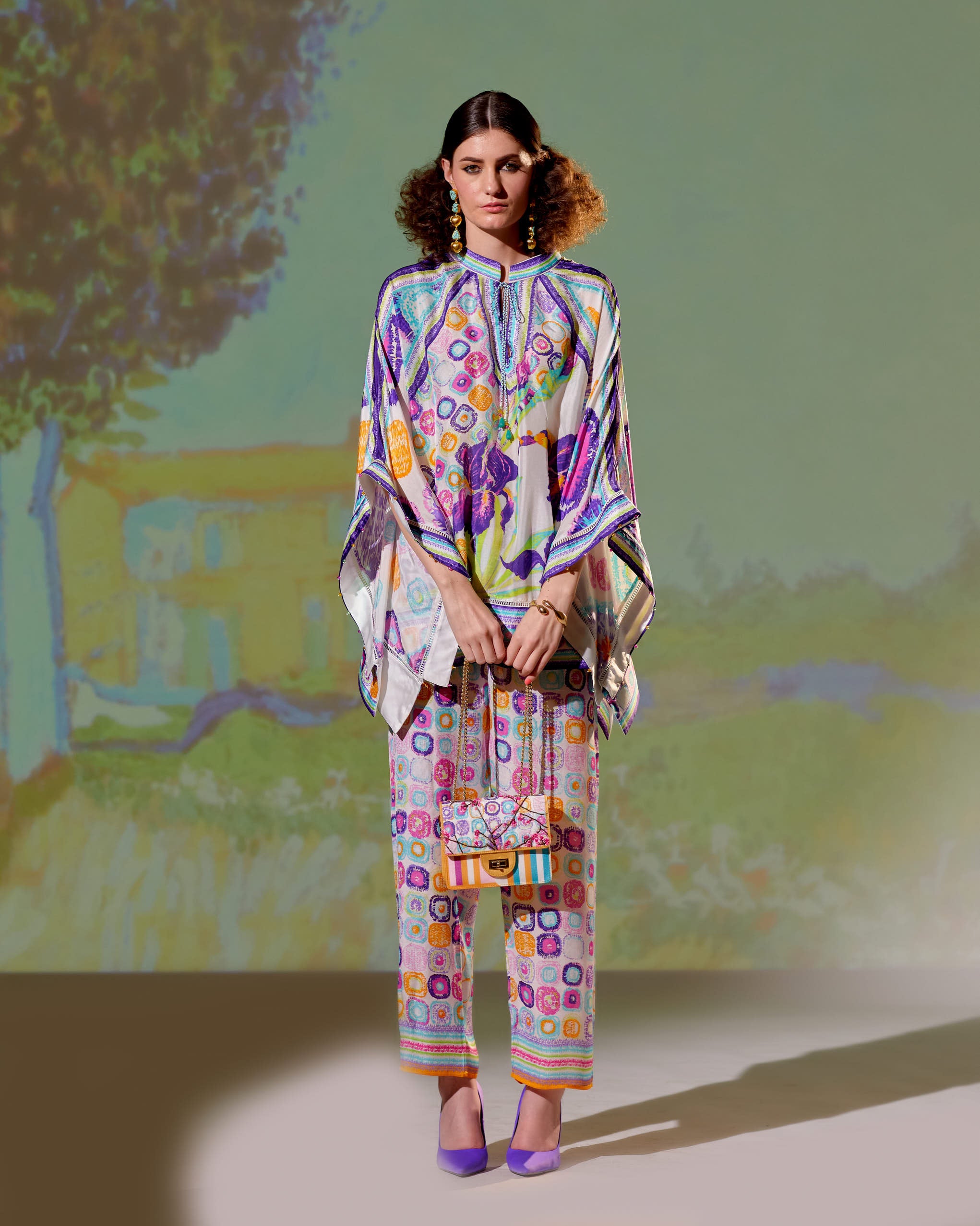 Loving Vincent Iris : Ramona - White