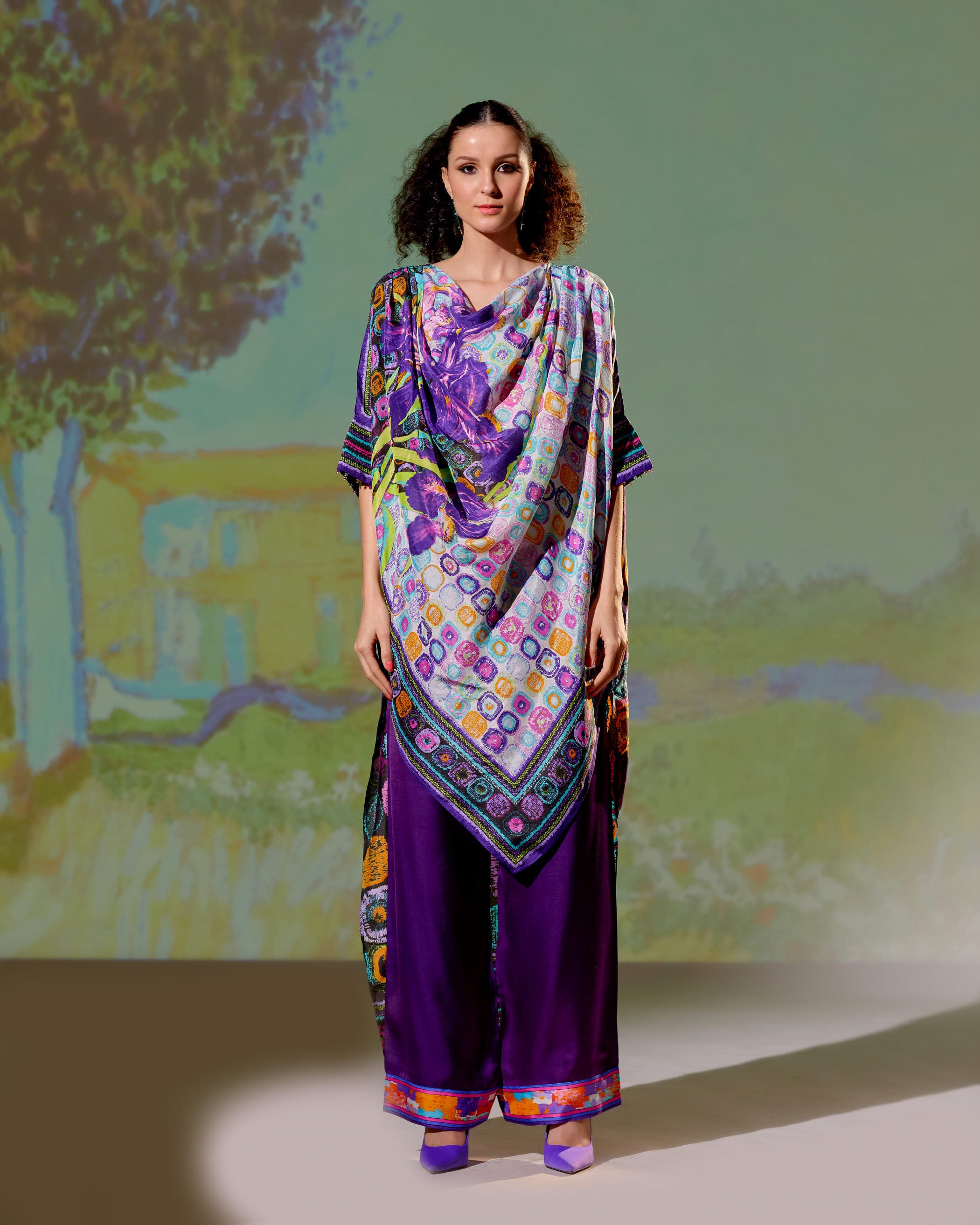 Loving Vincent Iris : Montijo - Ivory/Black
