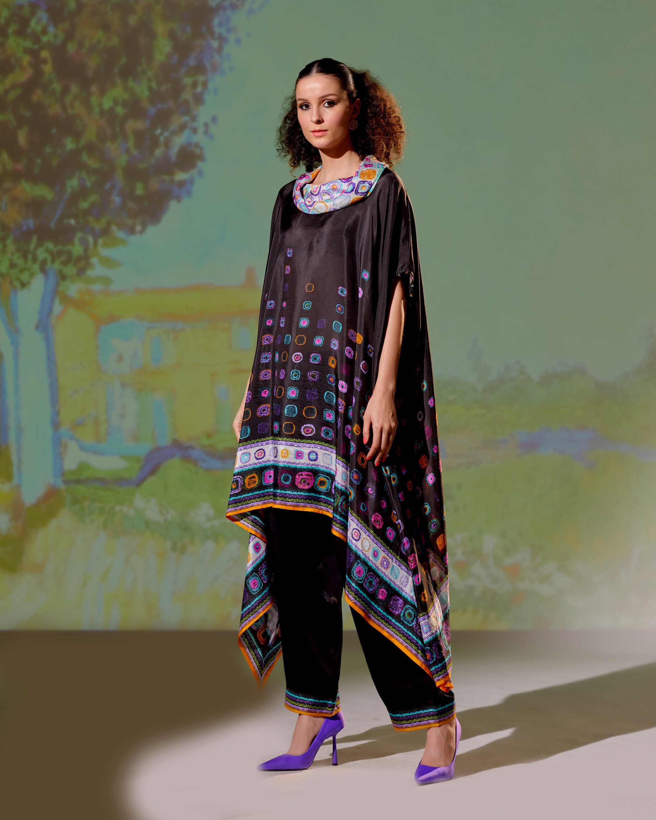 Loving Vincent Iris : Lavanya - Black