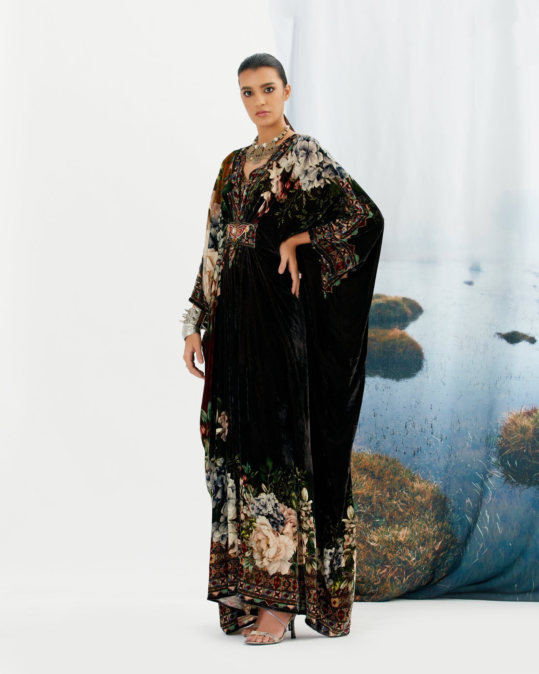 Notting Hill : Imama - Black