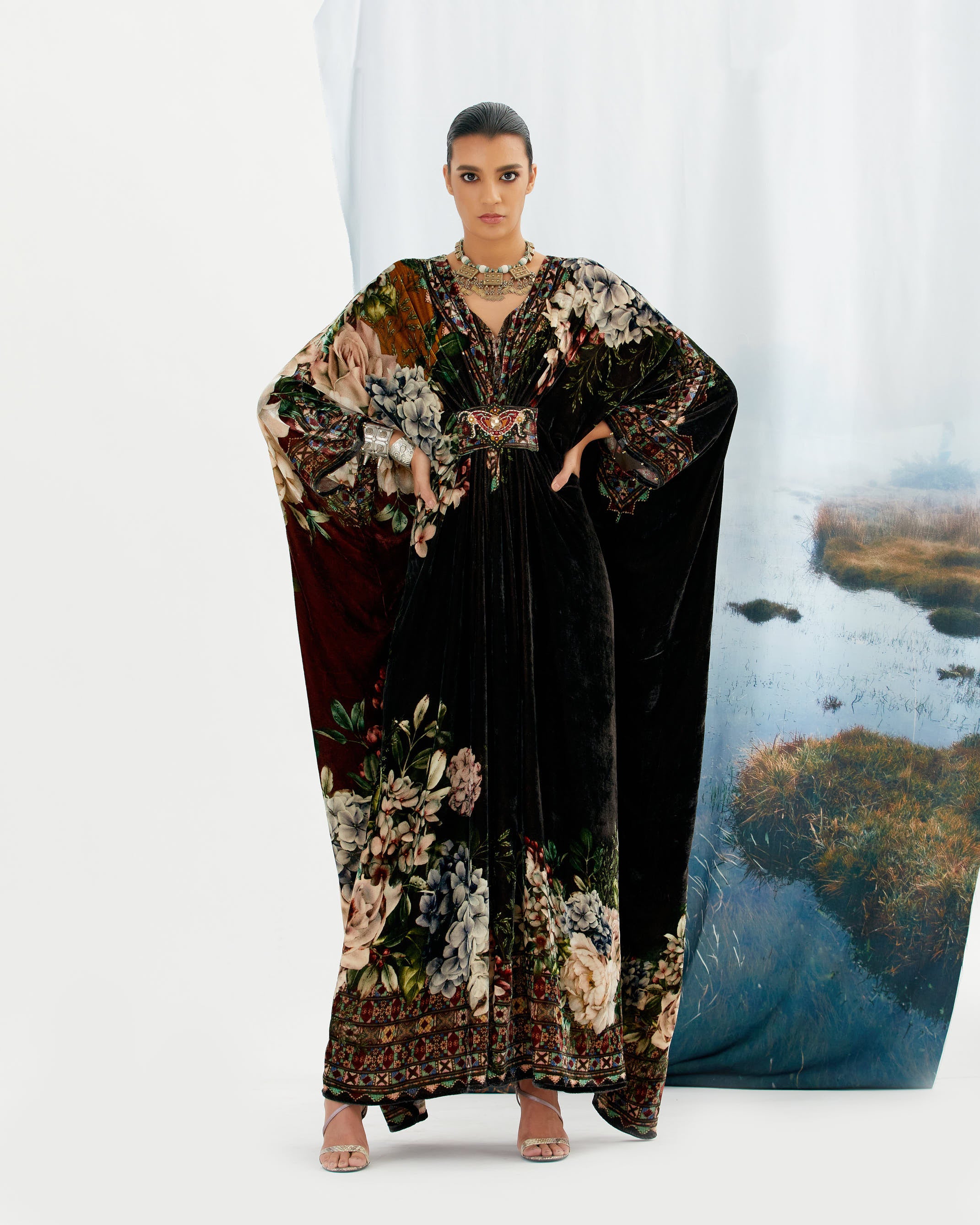 Notting Hill : Imama - Black
