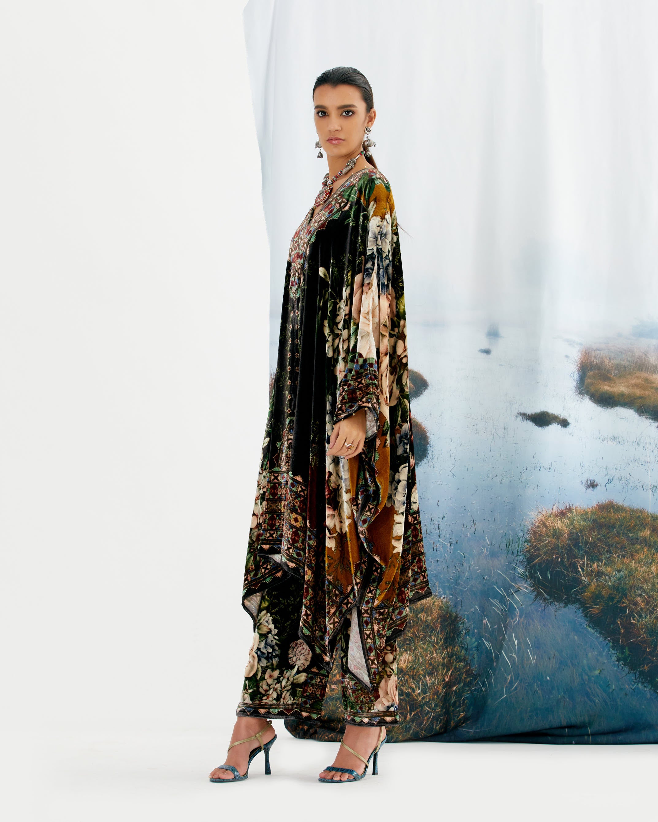 Notting Hill : Gulrez - Black/Mustard