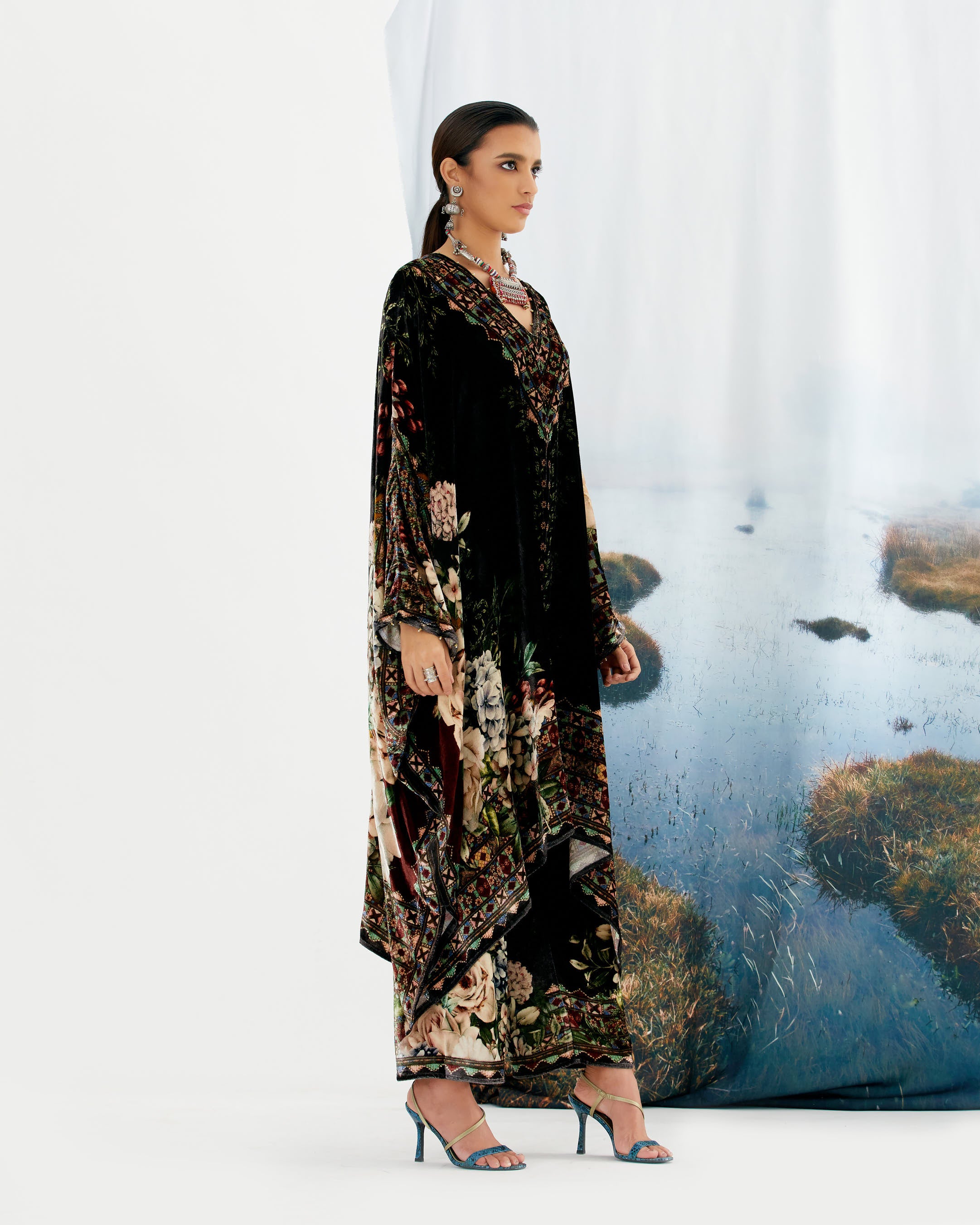 Notting Hill : Gulrez - Black/Mustard