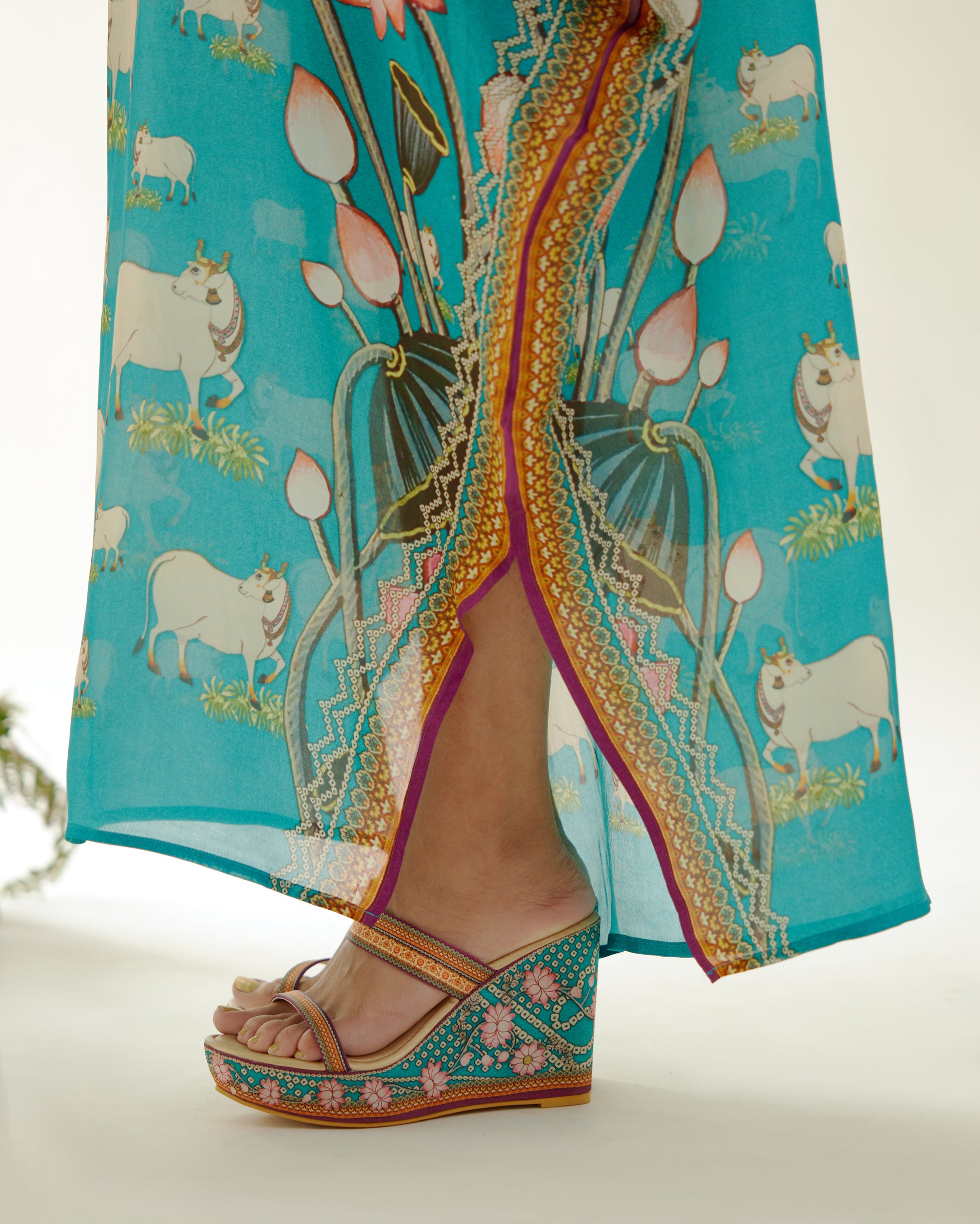 Vrindavan : Verusha - Turquoise