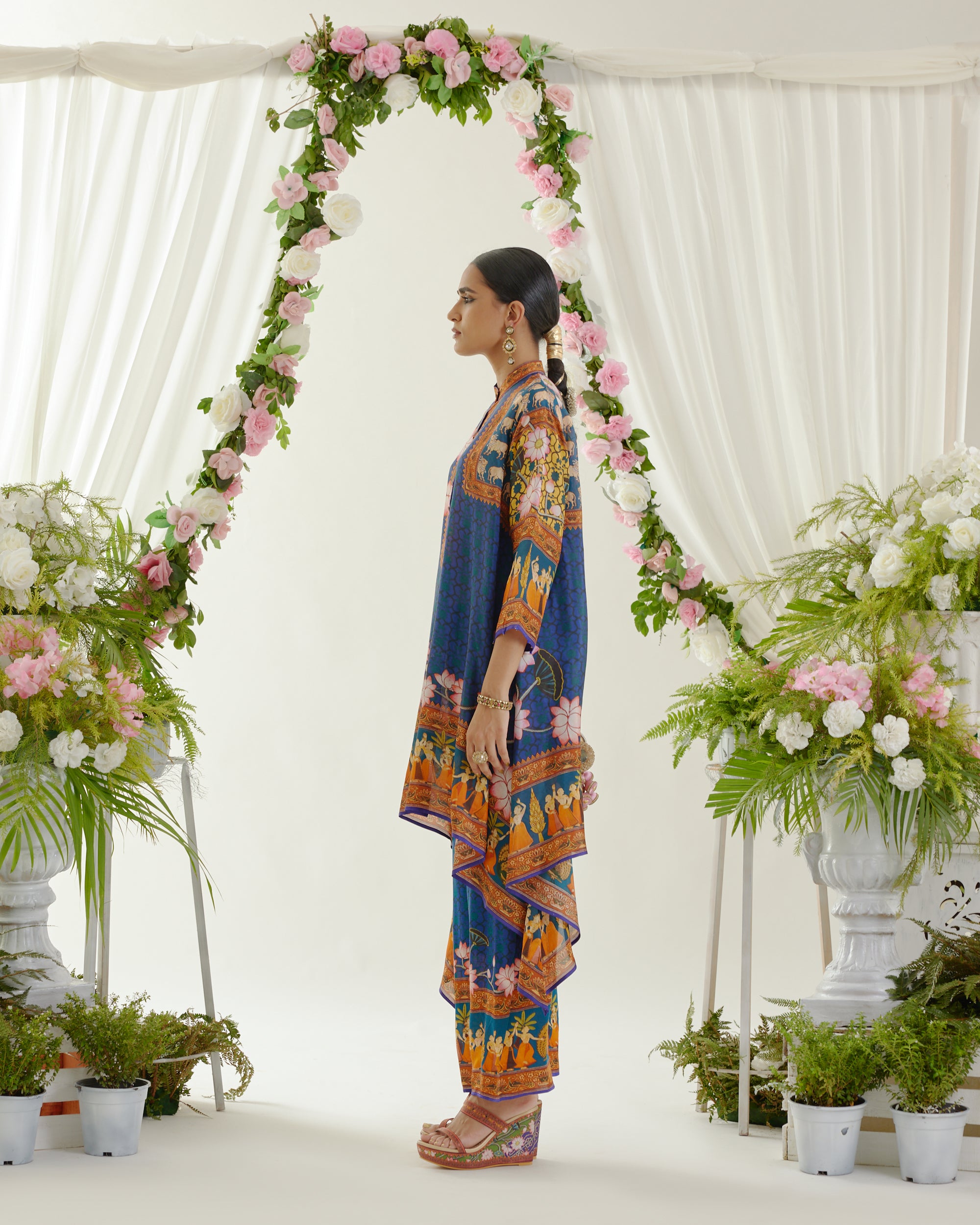 Vrindavan : Navya - Navy
