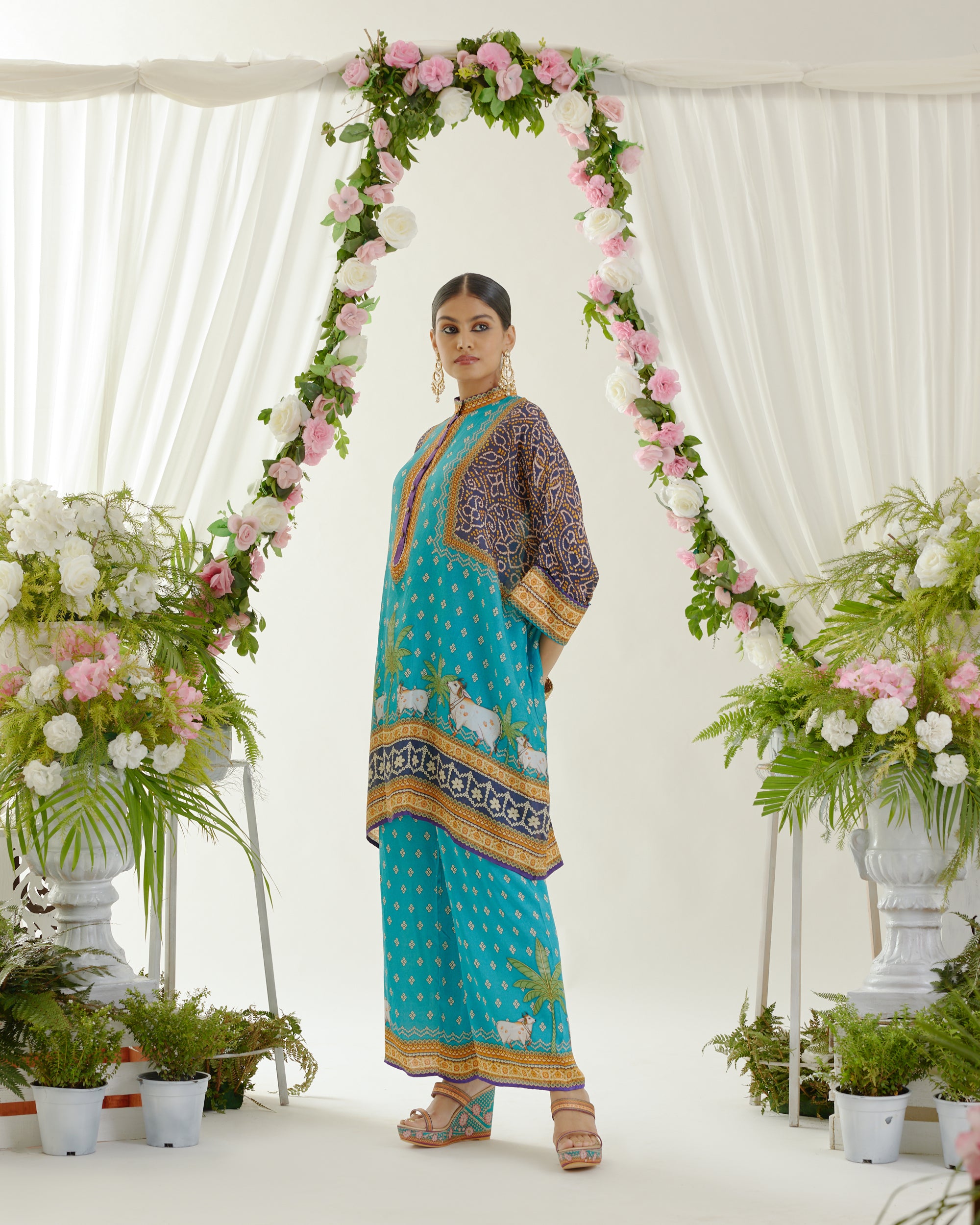 Vrindavan : Chanel 36" - Turquoise
