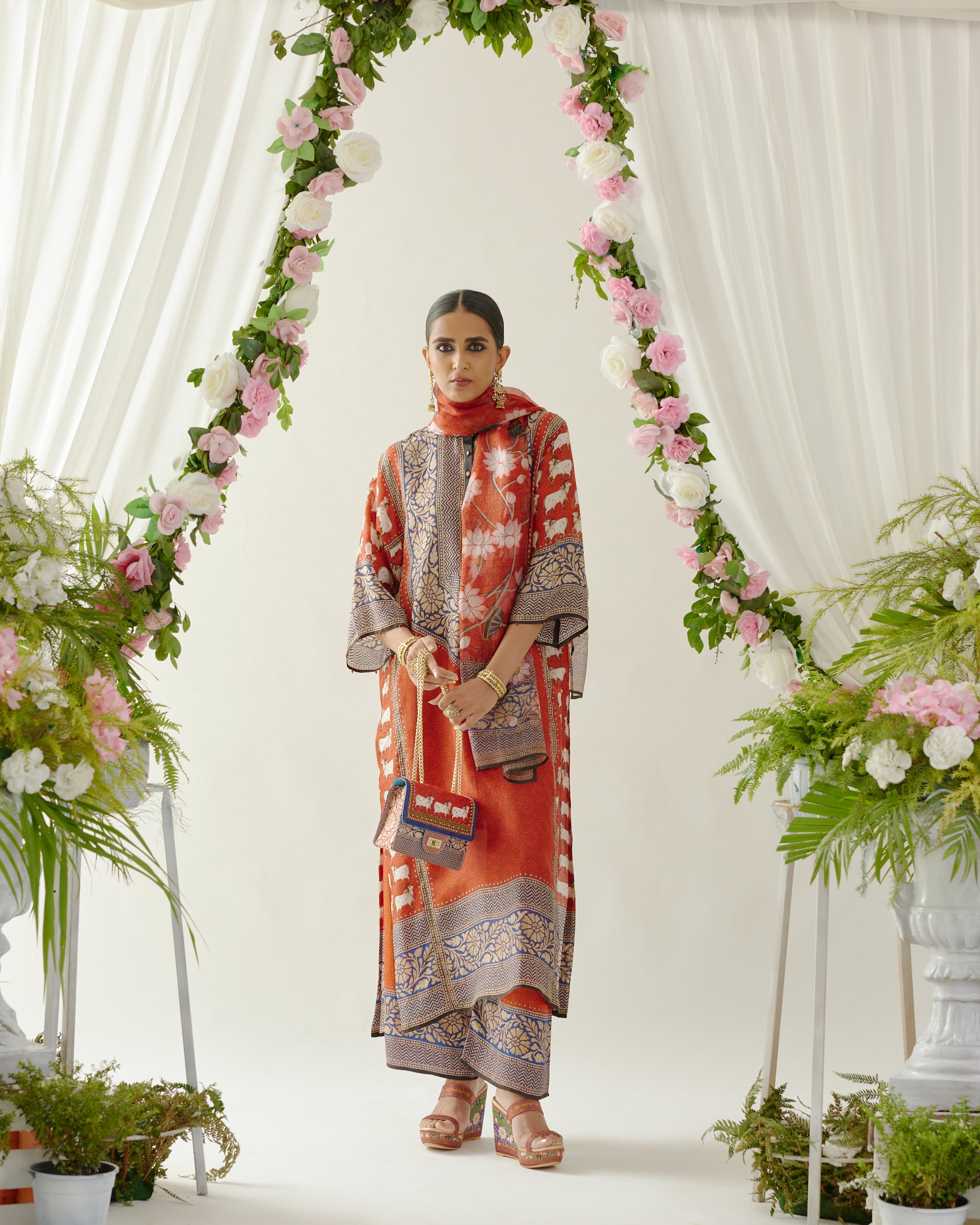 Vrindavan : Ghazala - Red