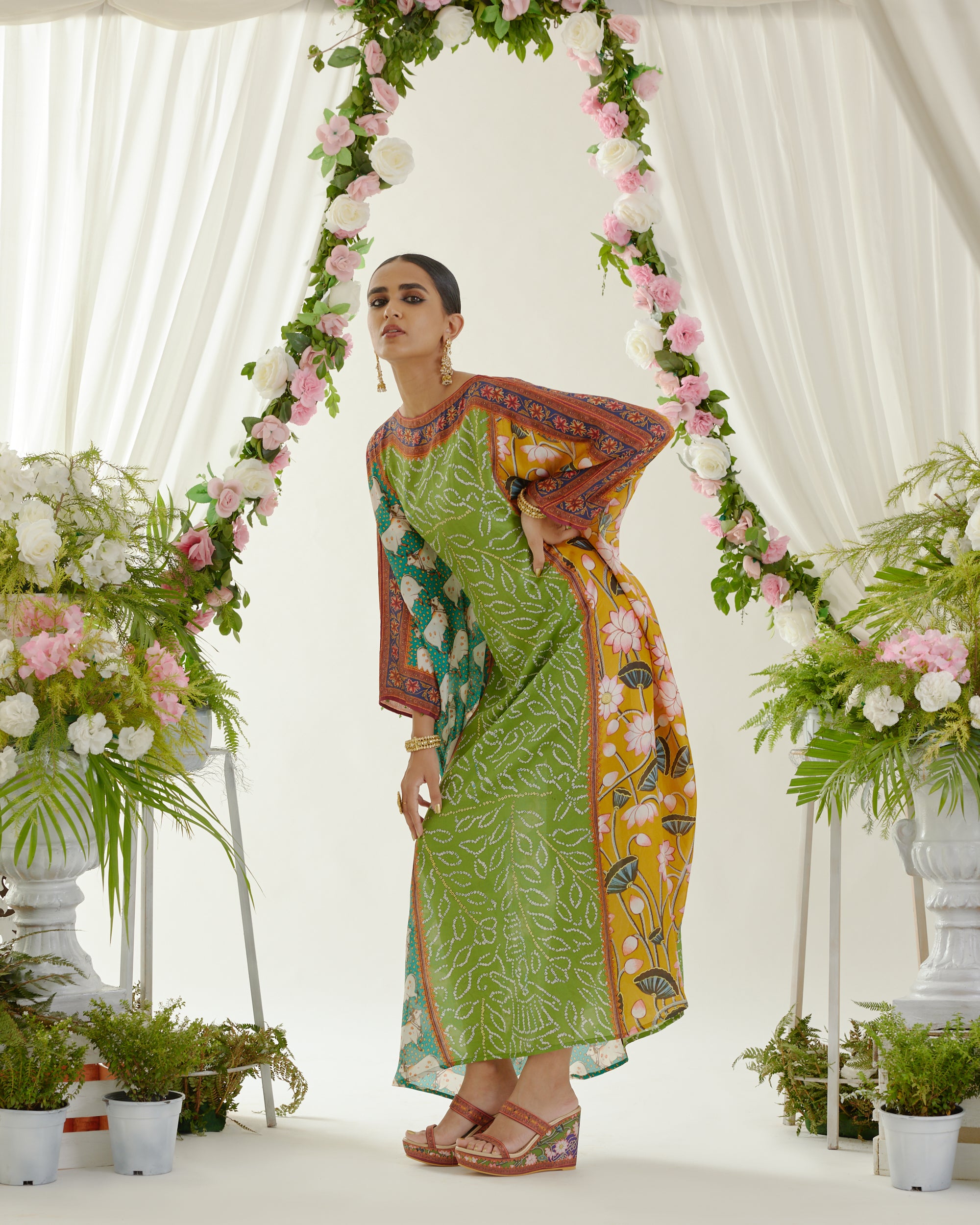 Vrindavan : Aayat - Lime/Turquoise