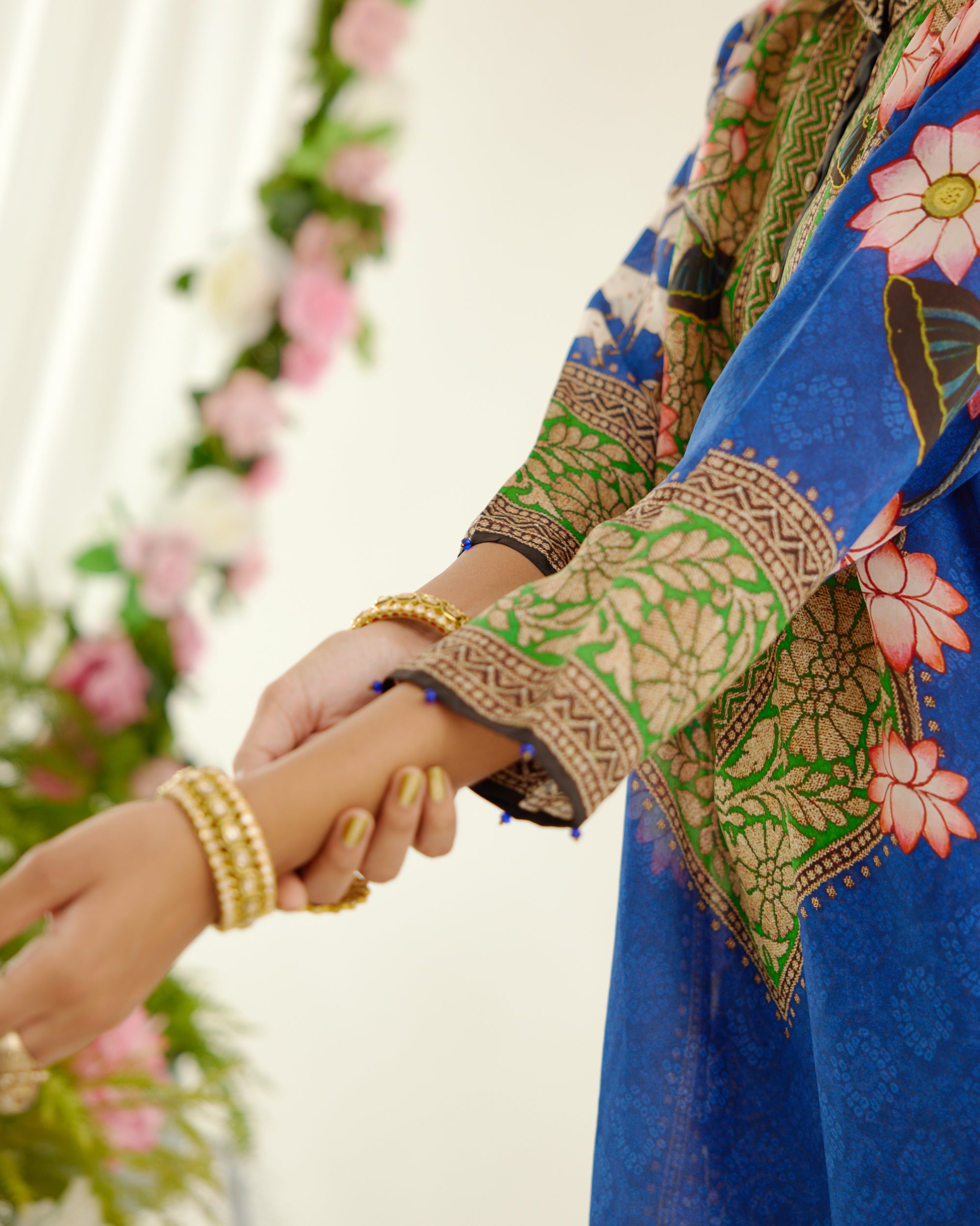 Vrindavan : Zeynep - Blue