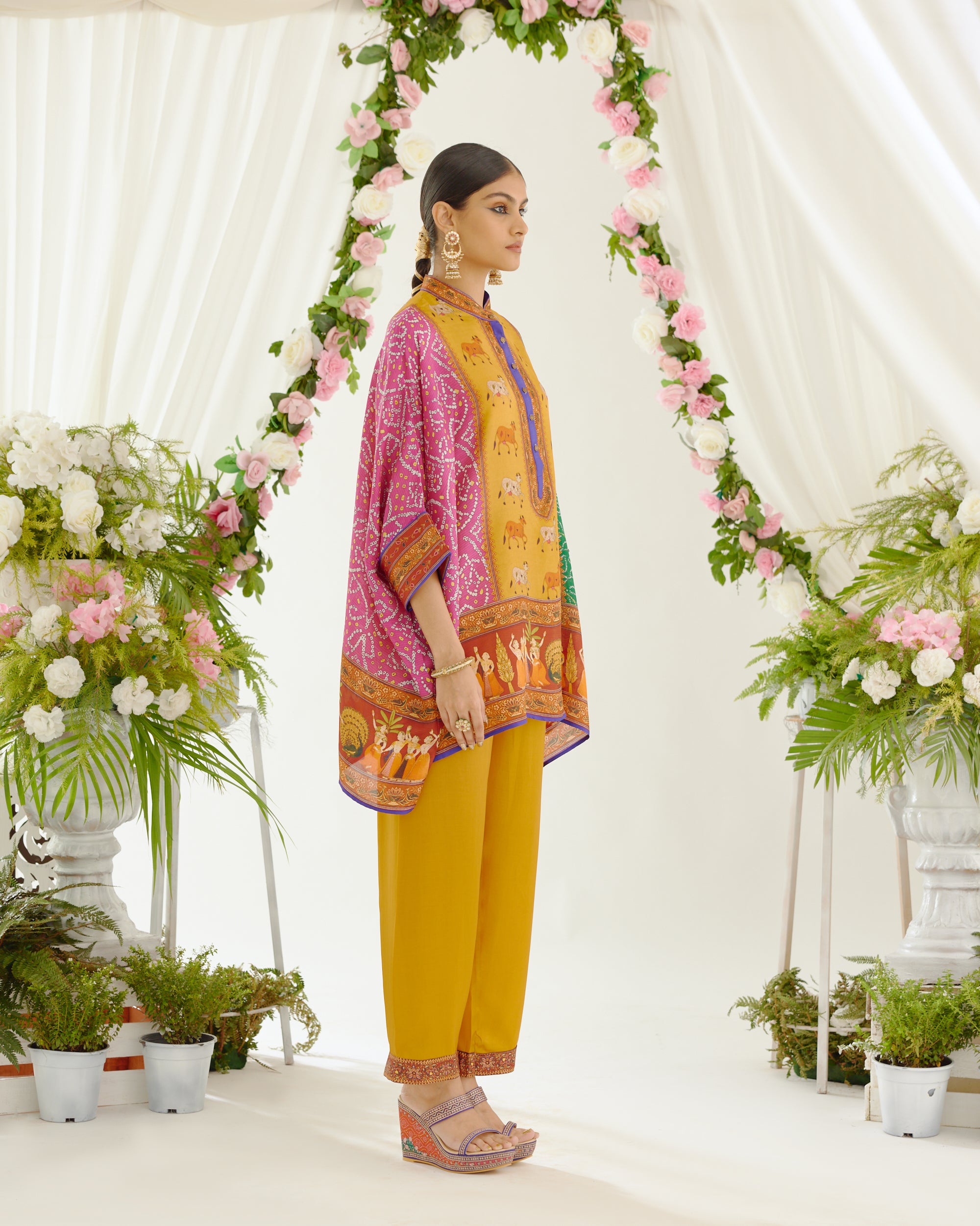 Vrindavan : Chanel - Multi