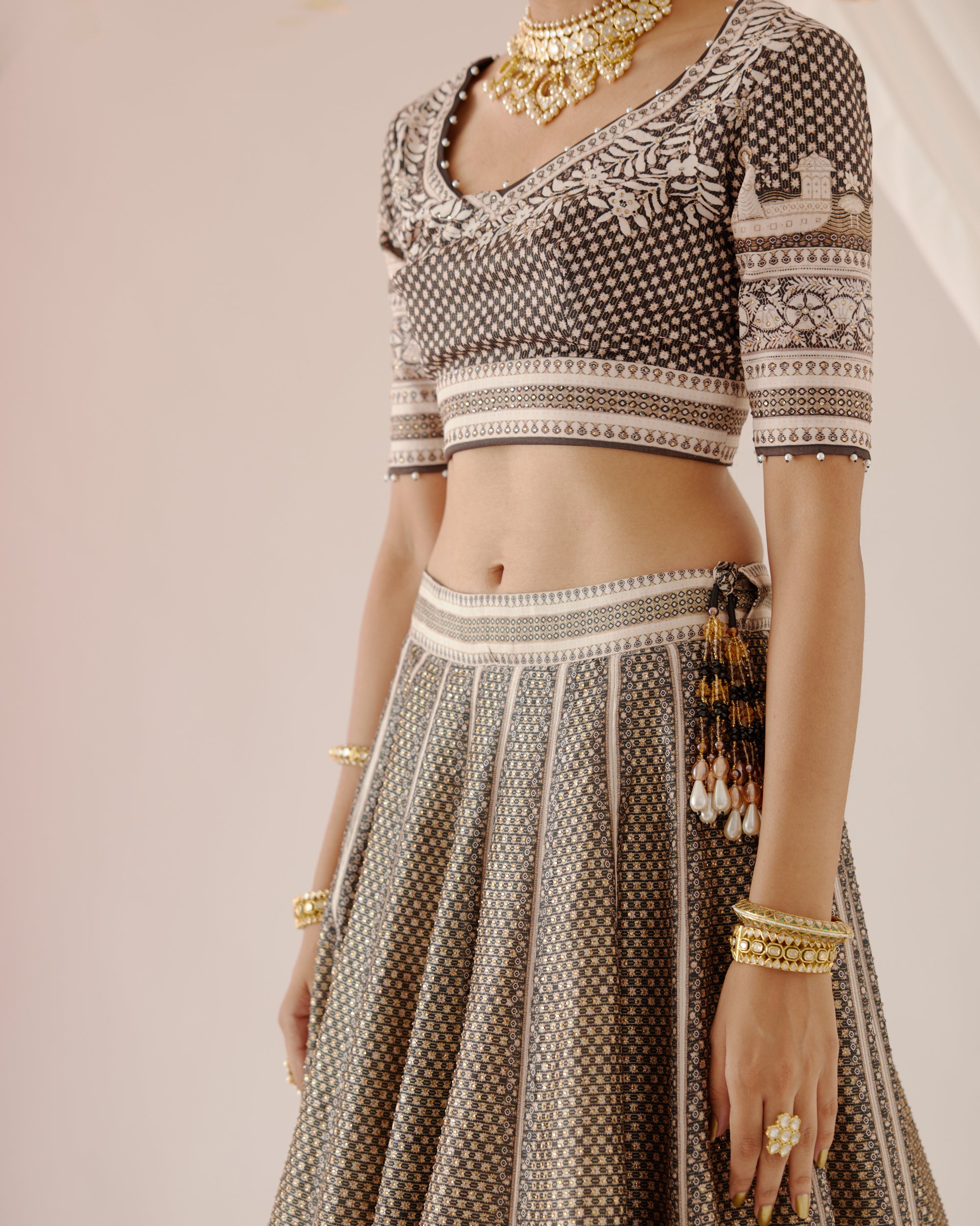 Vrindavan : Leela - Beige