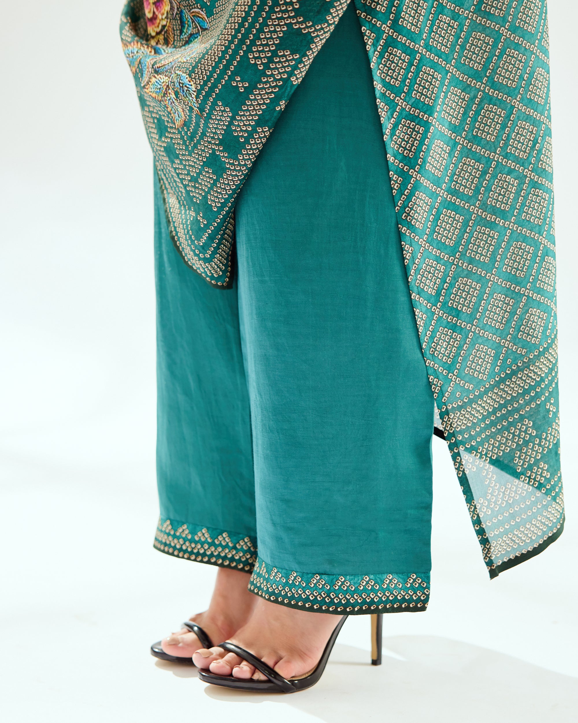 Sakura : Montijo - Teal