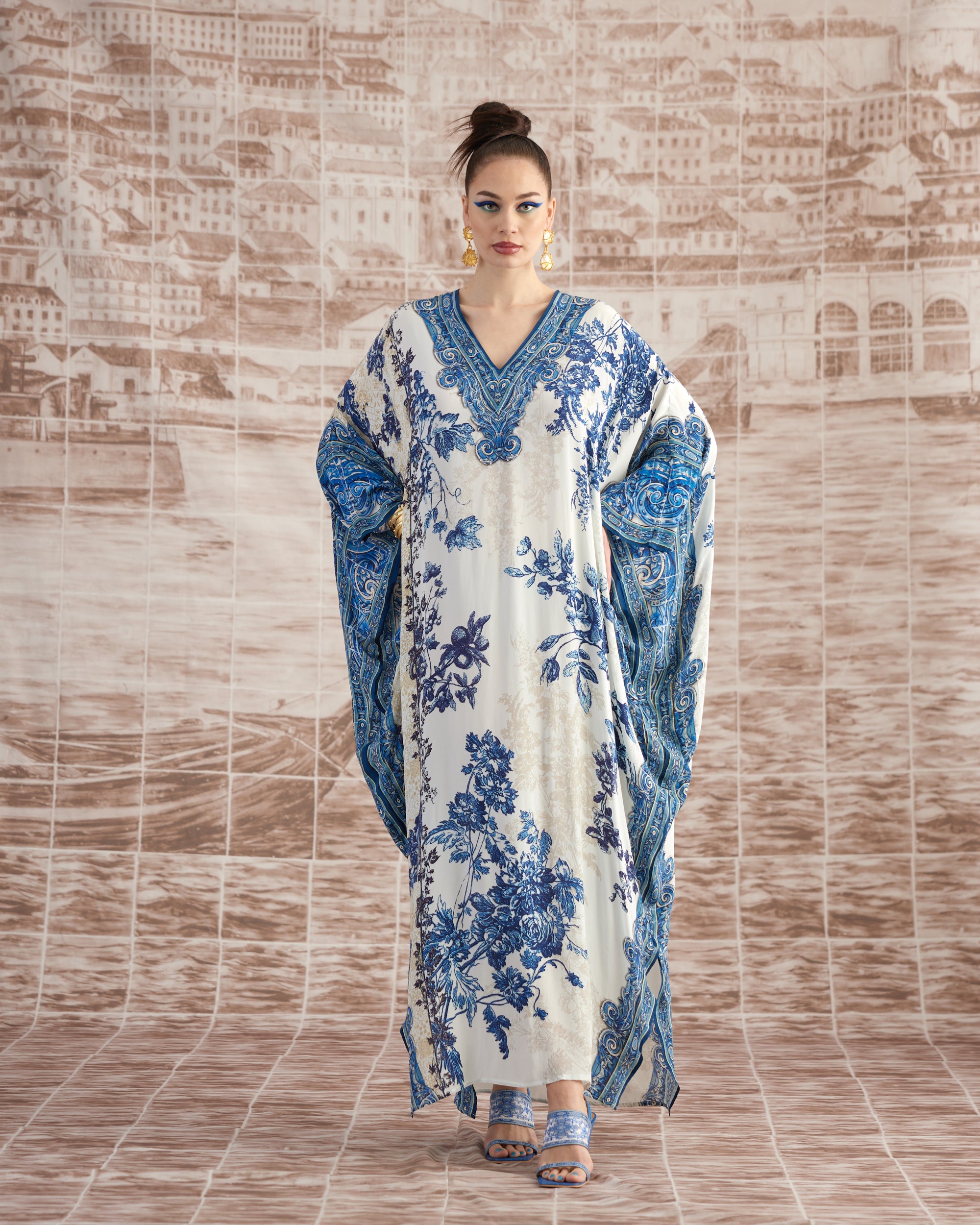 Love in Portofino (Portugal) : Verusha - Blue/White