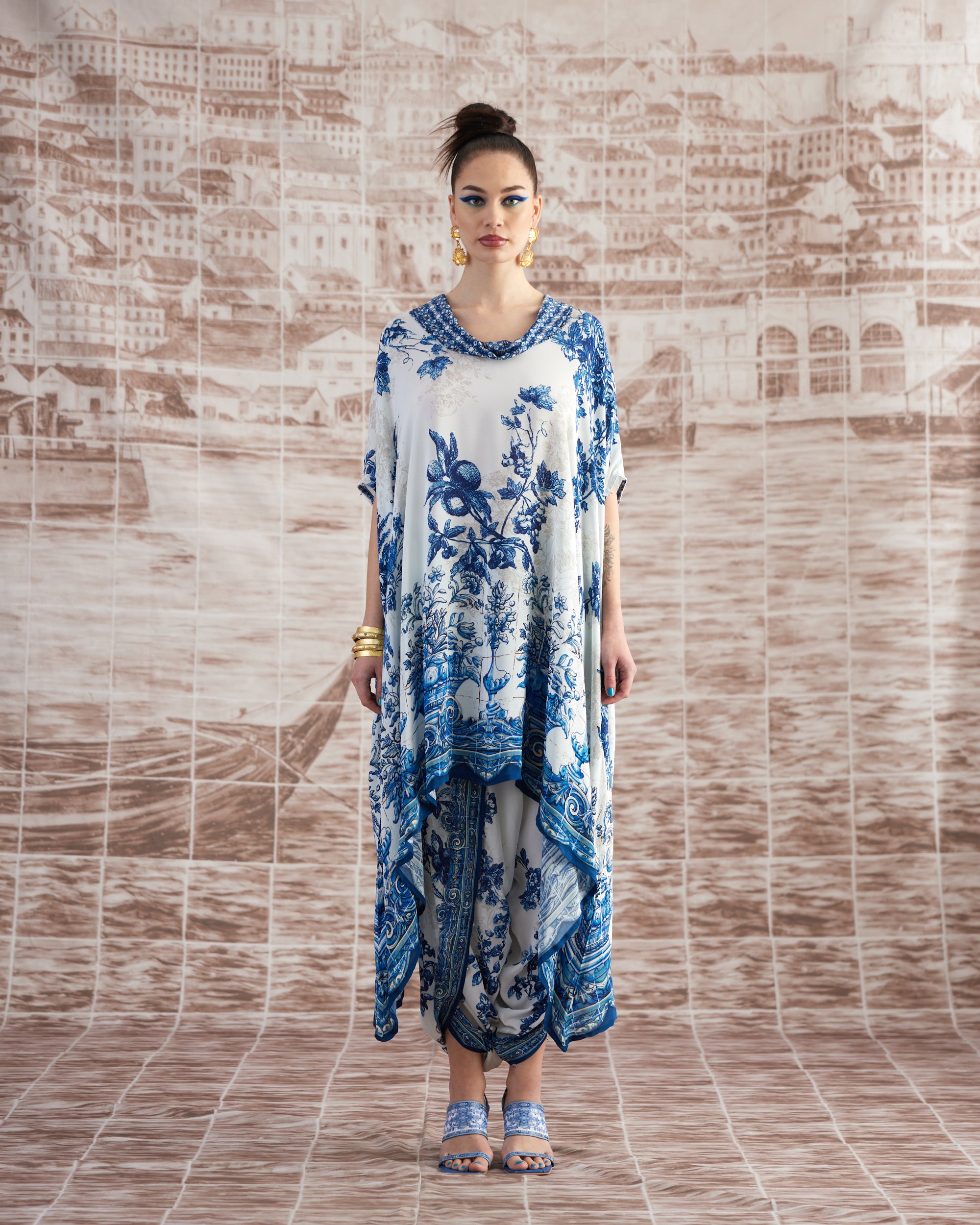 Love in Portofino (Portugal) : Lavanya - Blue/White