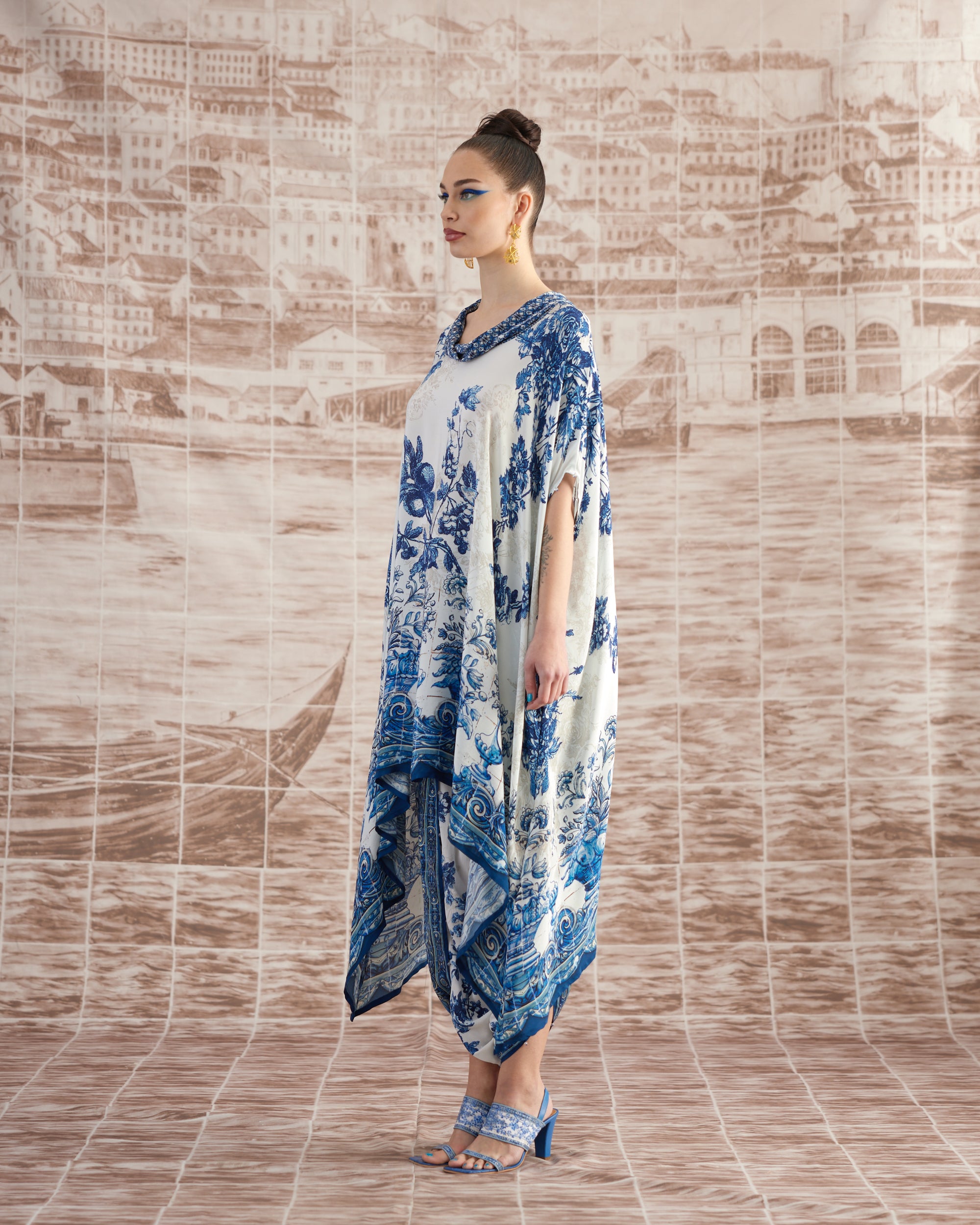 Love in Portofino (Portugal) : Lavanya - Blue/White