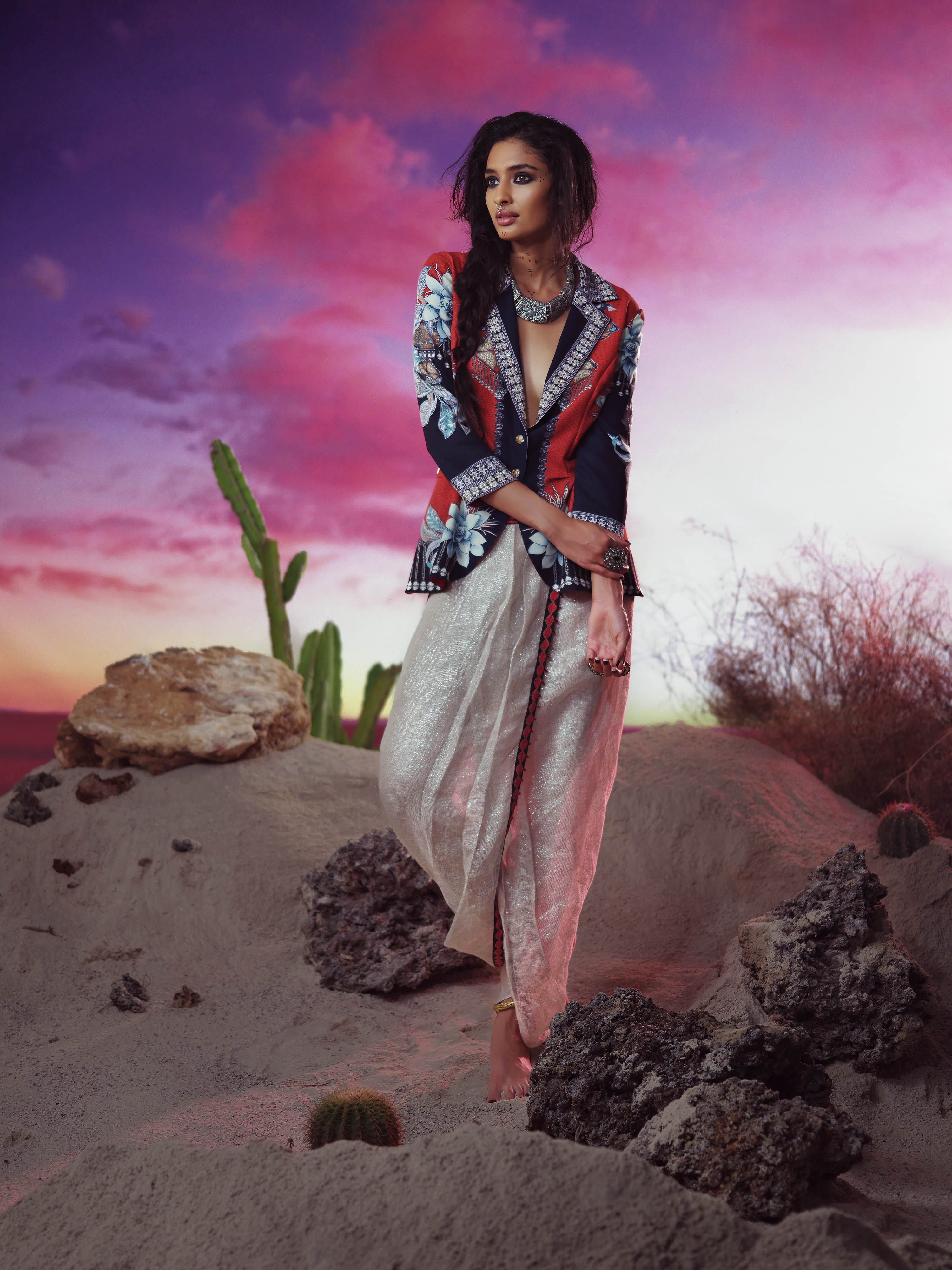 Eedha : Fiesta Red