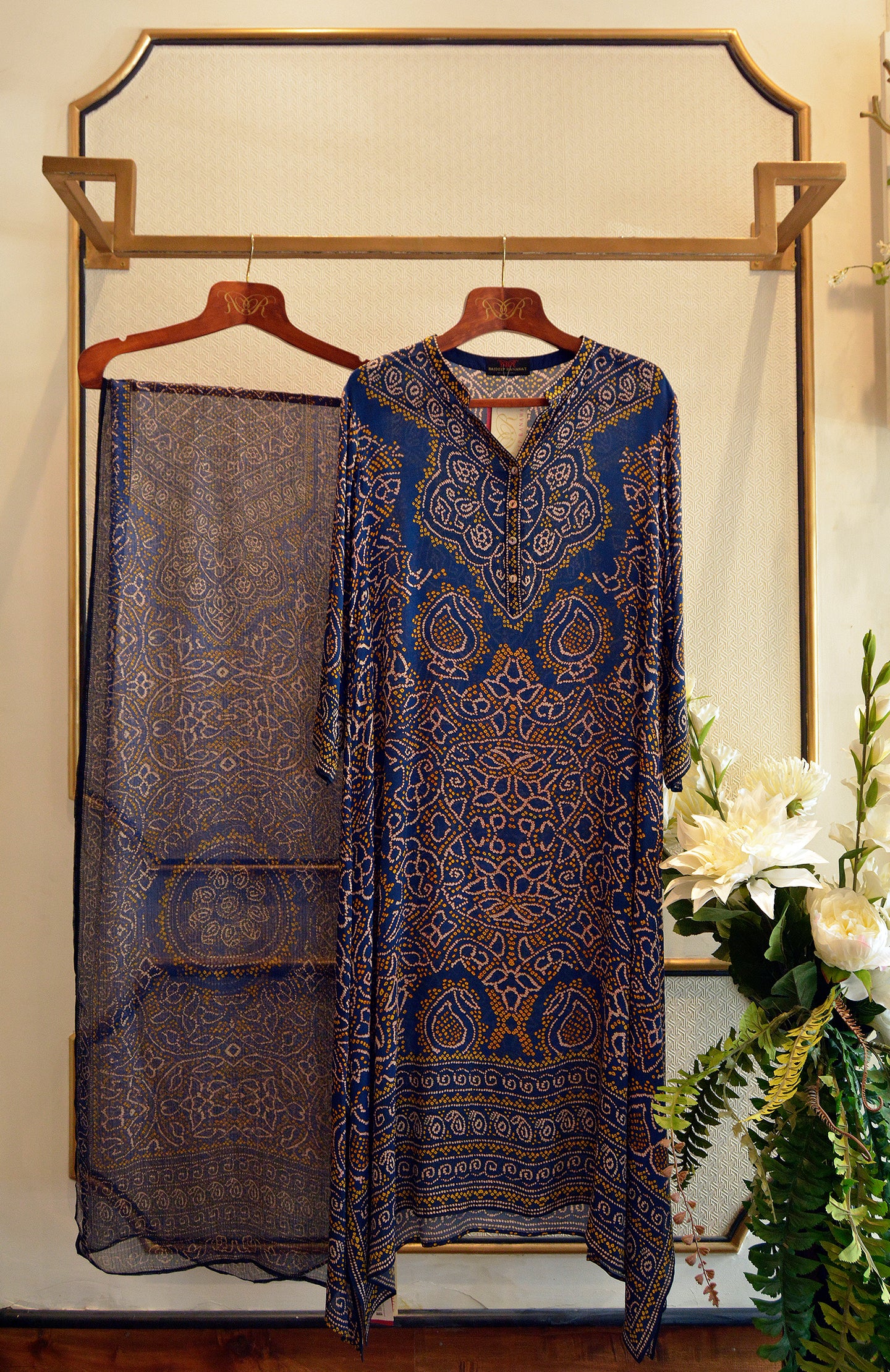 Bandhej : Zeynep Irem Blue
