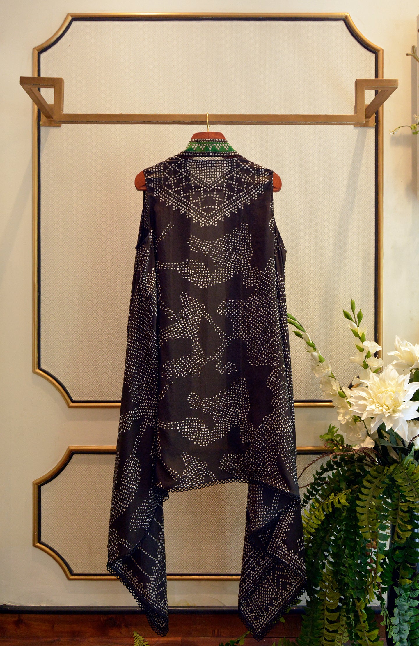 Beendi : Devi Black