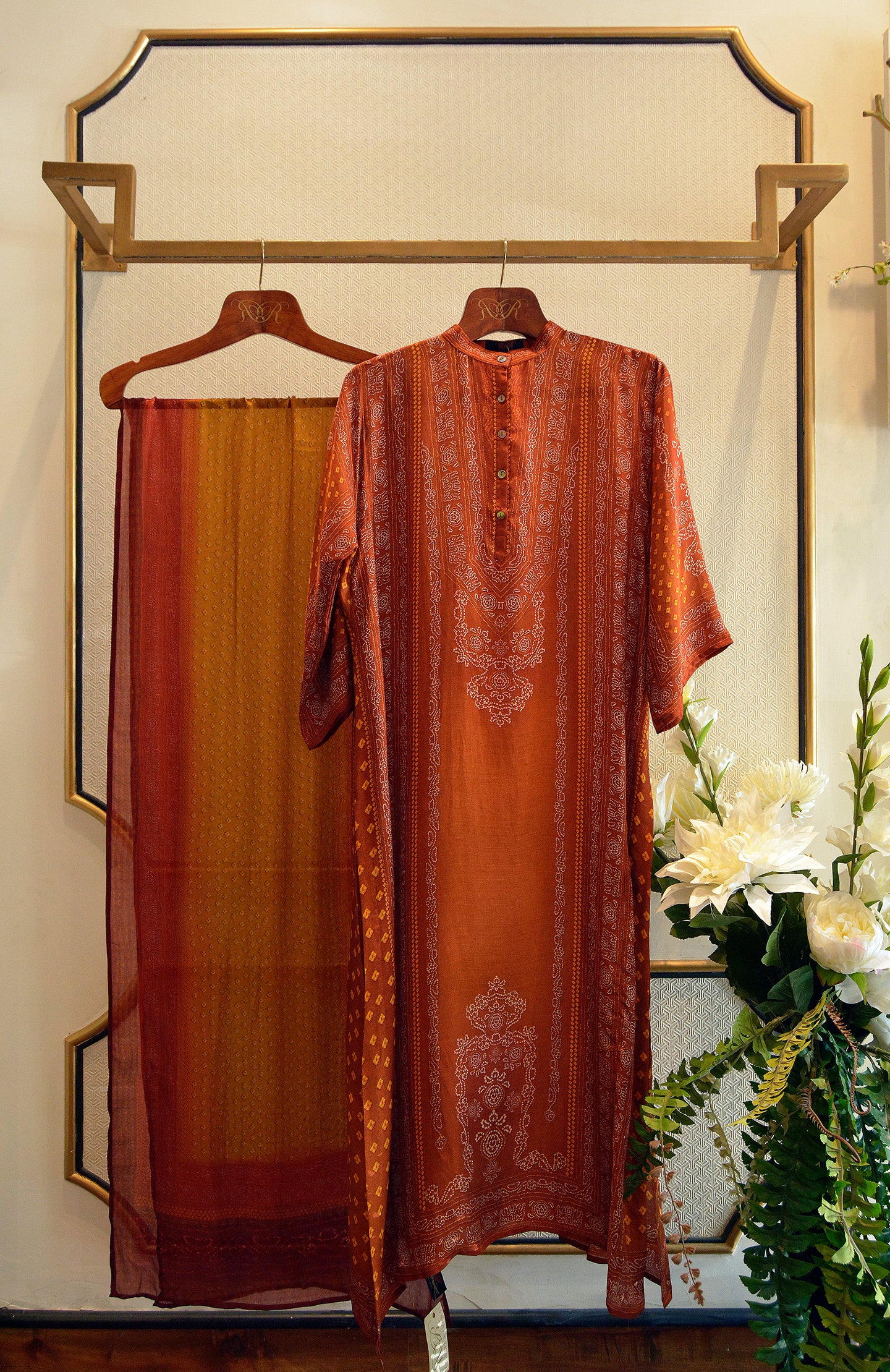 Bhuj : Ghazala Rust / Irem Mustard