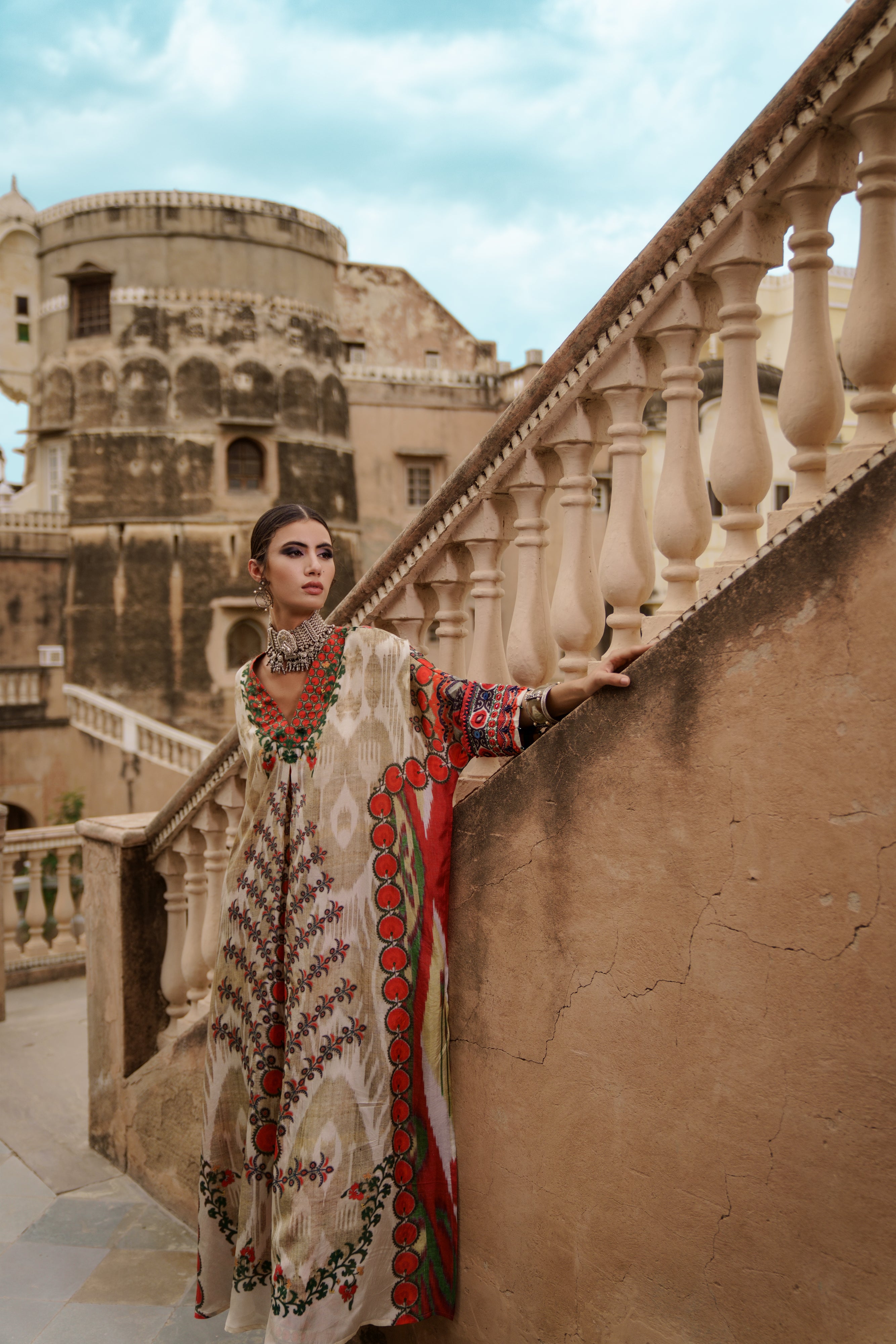 Tashkent : Banera - Beige