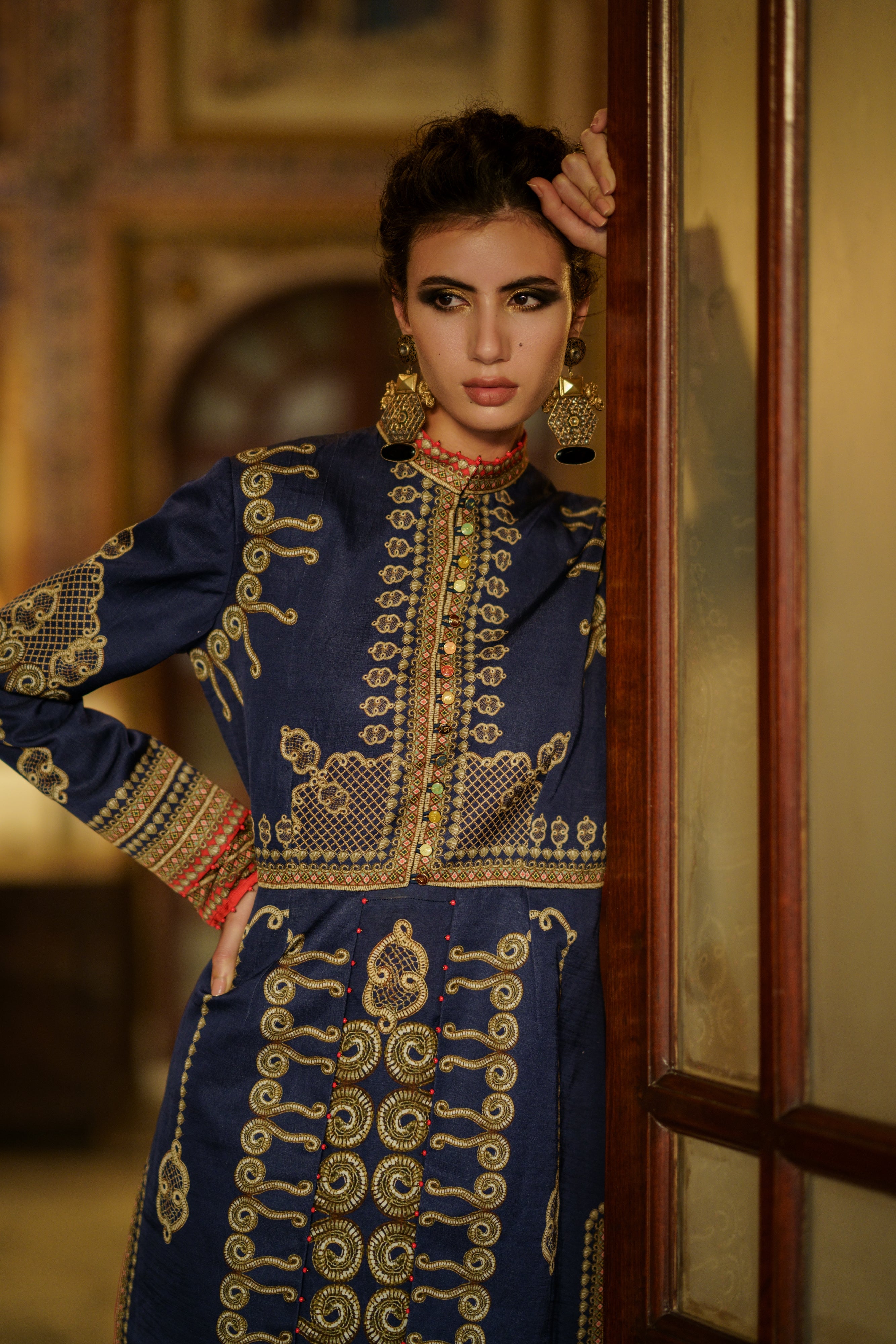 Tashkent : Indira / Mahima - Navy